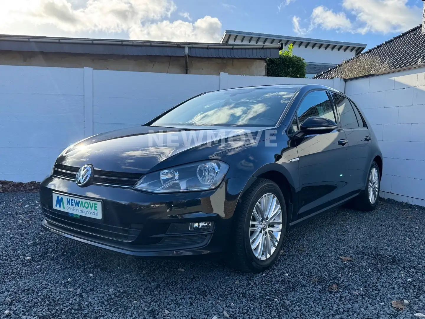 Volkswagen Golf VII Cup Klimaautomatik SHZ Alu 150PS Navi - 2
