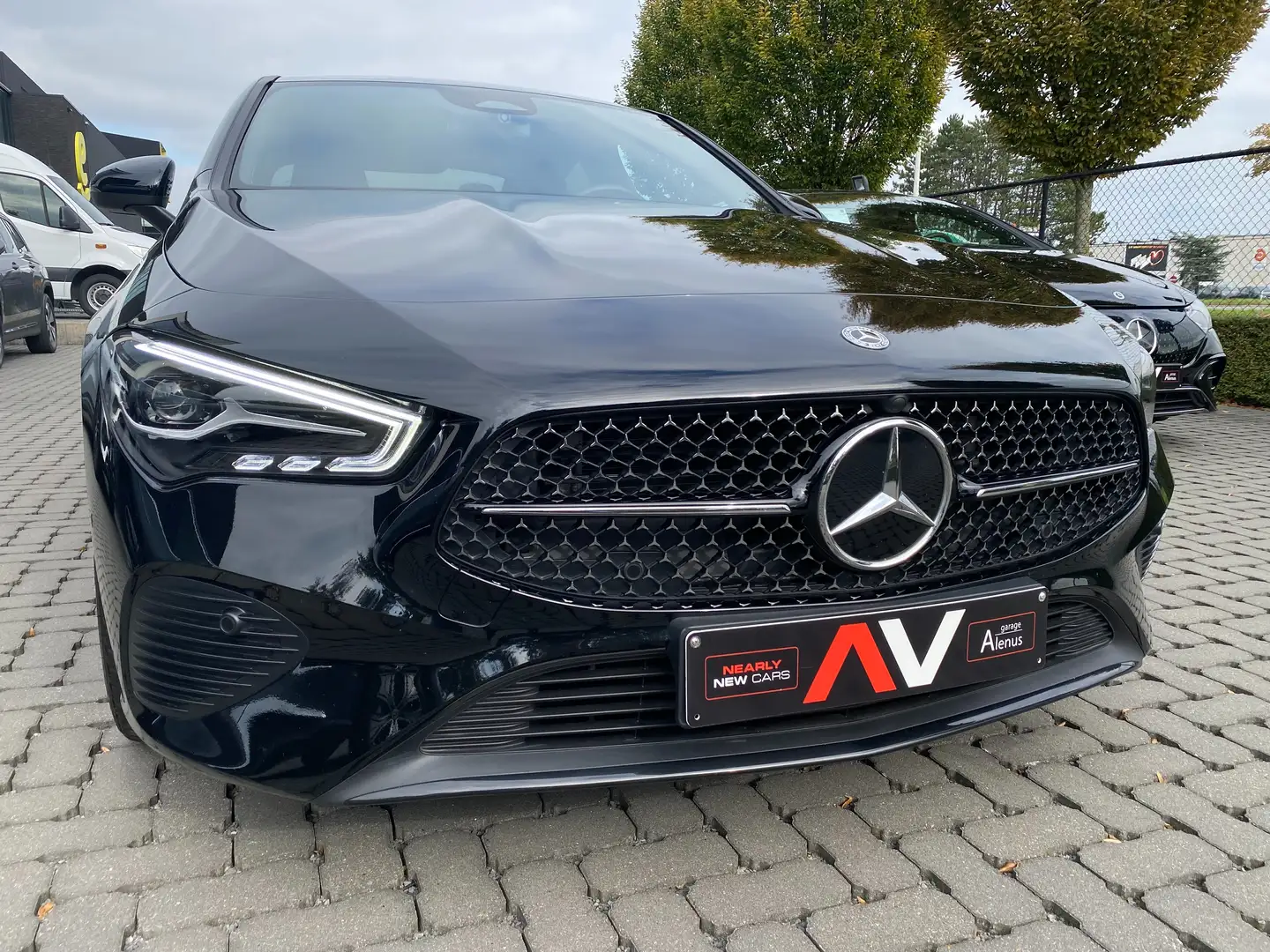 Mercedes-Benz CLA 180 7G COUPE Mild Hybr. NIGHT Memory/Burmester/Leder Noir - 2