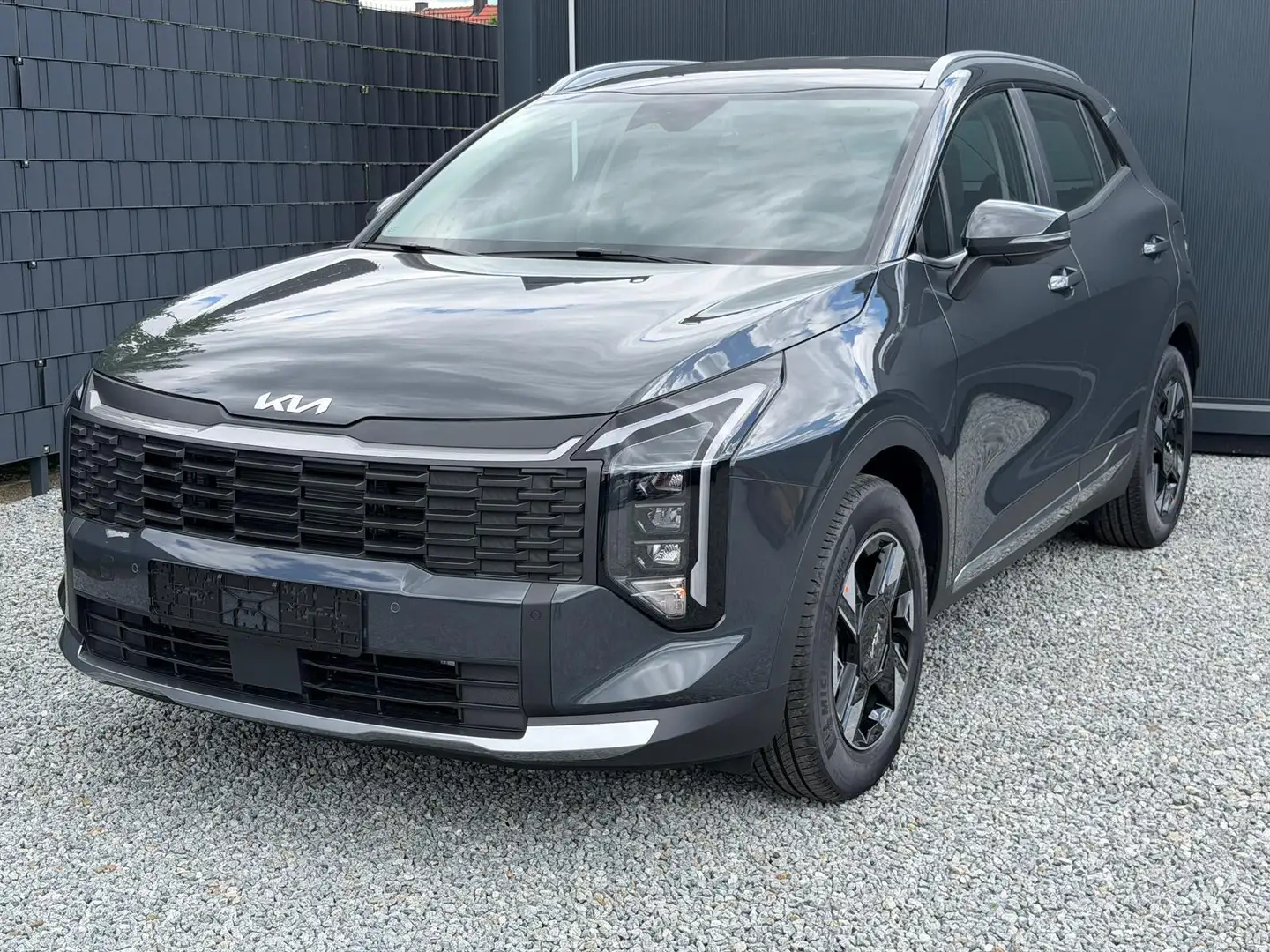 Kia Sportage Silver 4WD Automatik 132 kW (179 PS), Automatik... Grau - 1