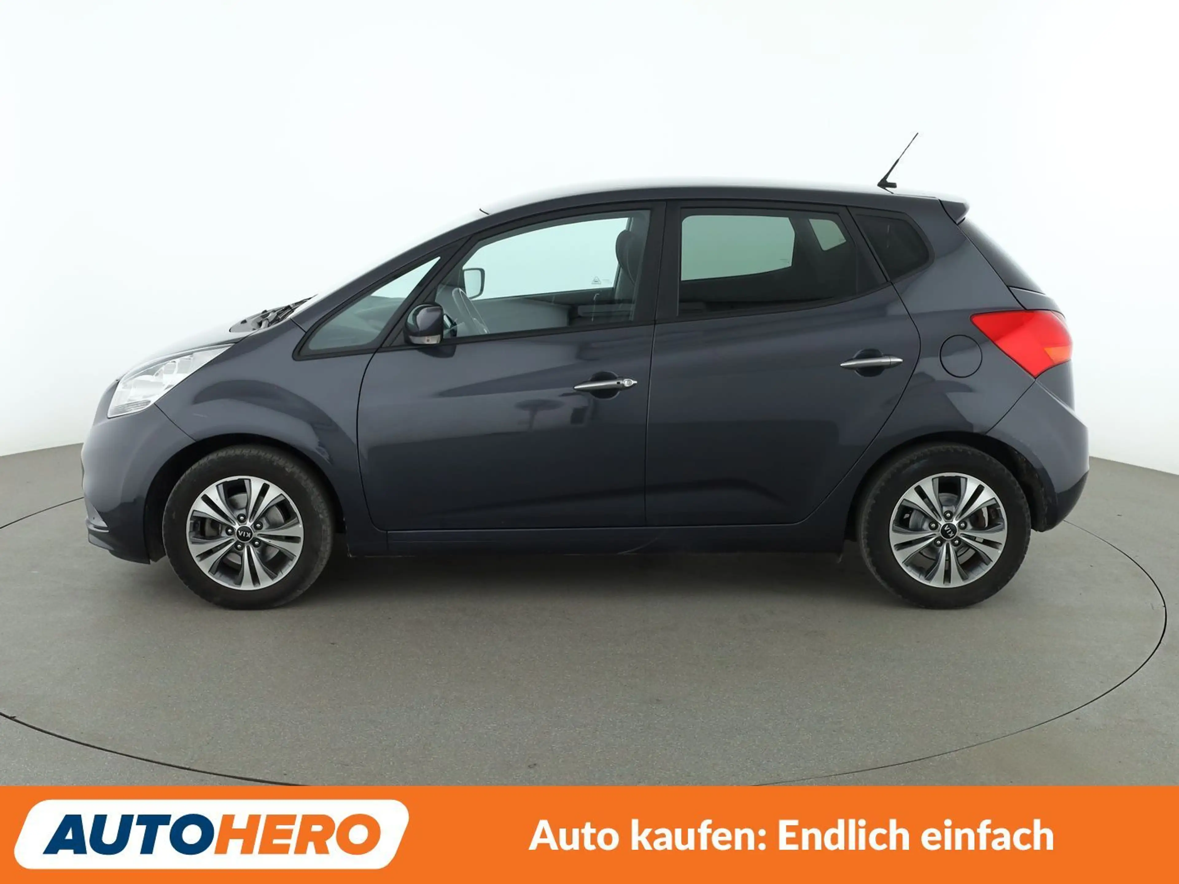 Kia Venga 1.6 Dream Team Aut.*NAVI*CAM*PDC*SHZ*ALU* — photo 3