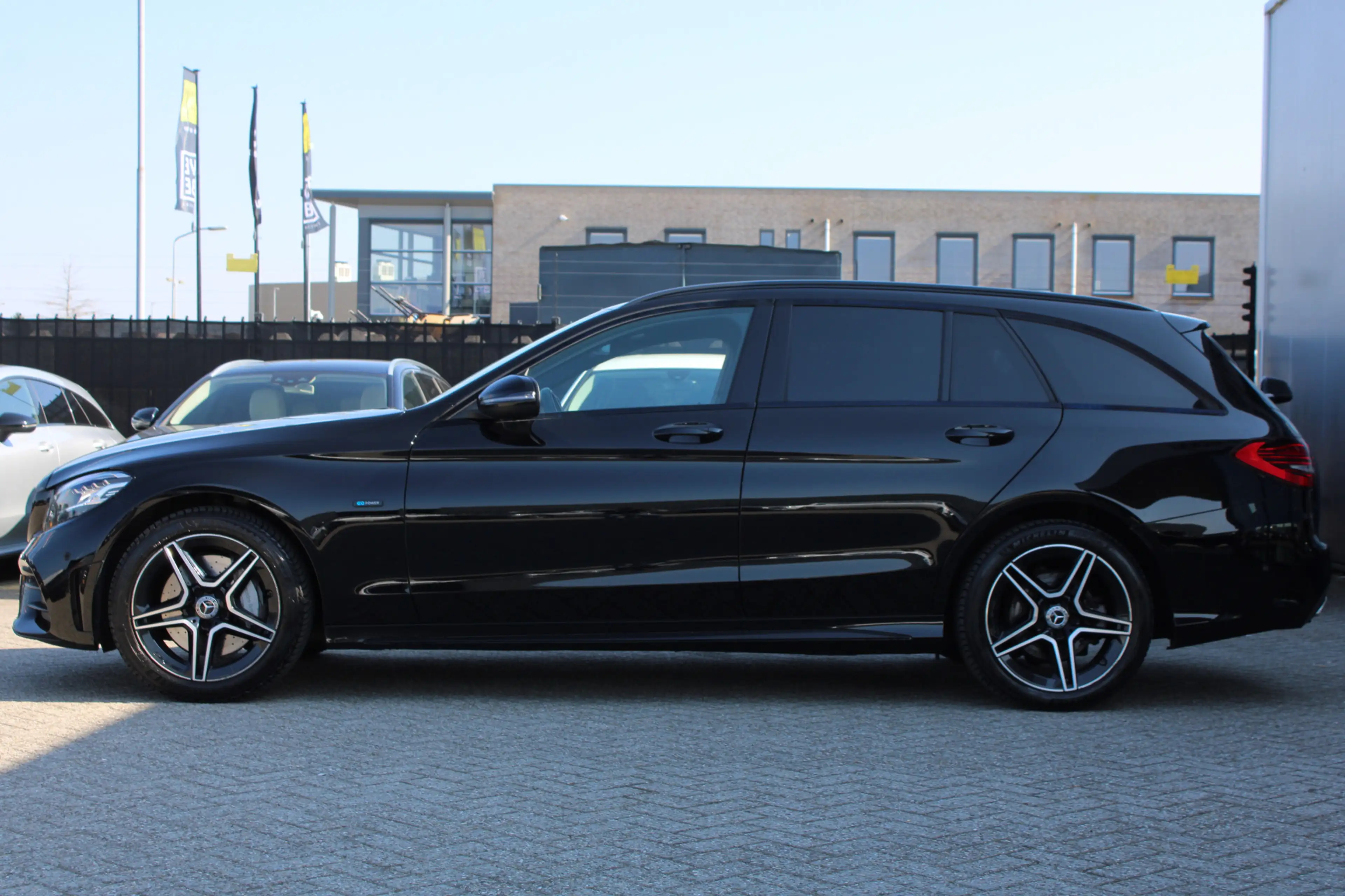 Mercedes-Benz C 300 Estate 300e AUT9 AMG Limited NIGHT PAKKET SFEER VI — photo 4