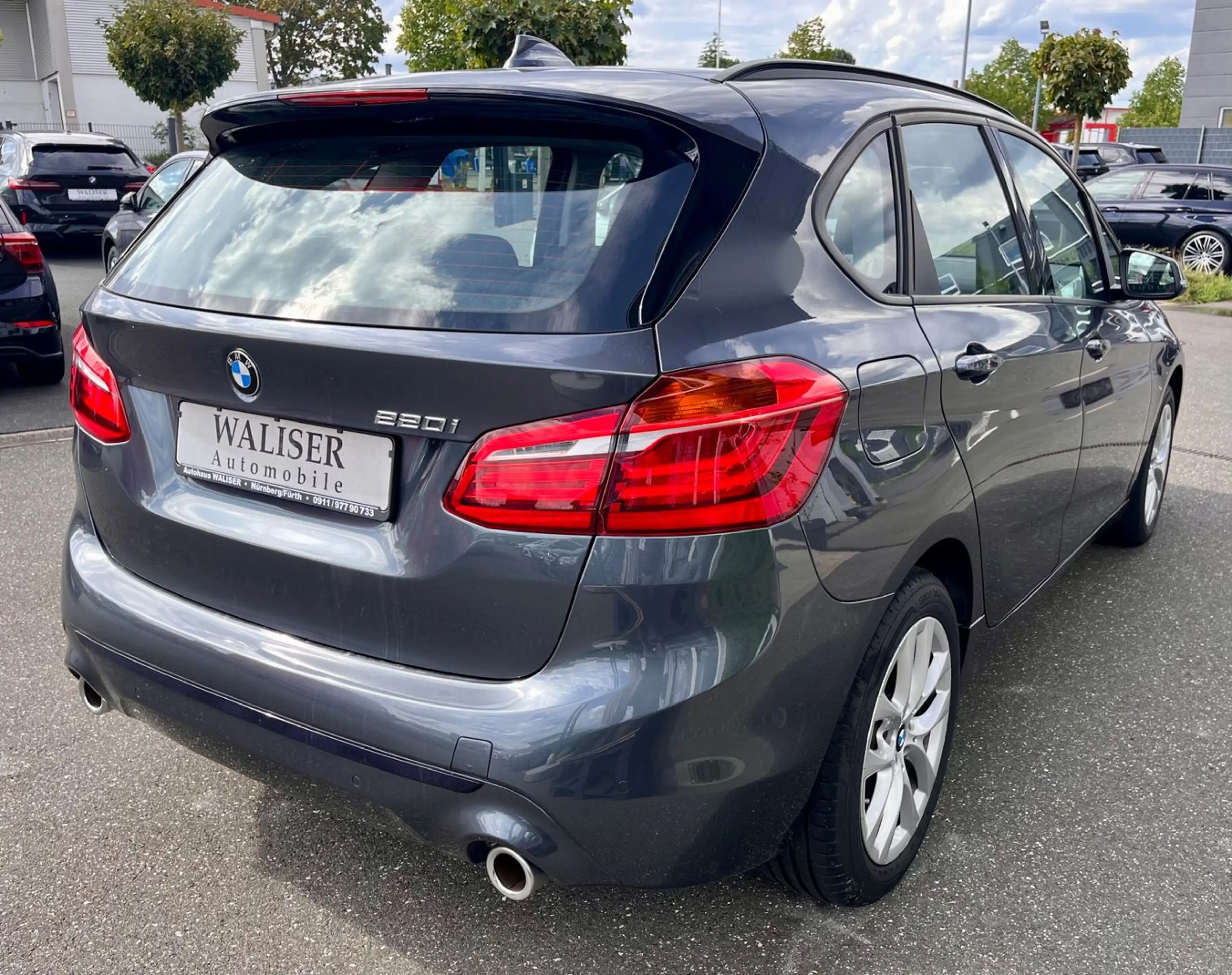 BMW 220 i Active Tourer Sport Line Aut.|Panorama|Navi — photo 5