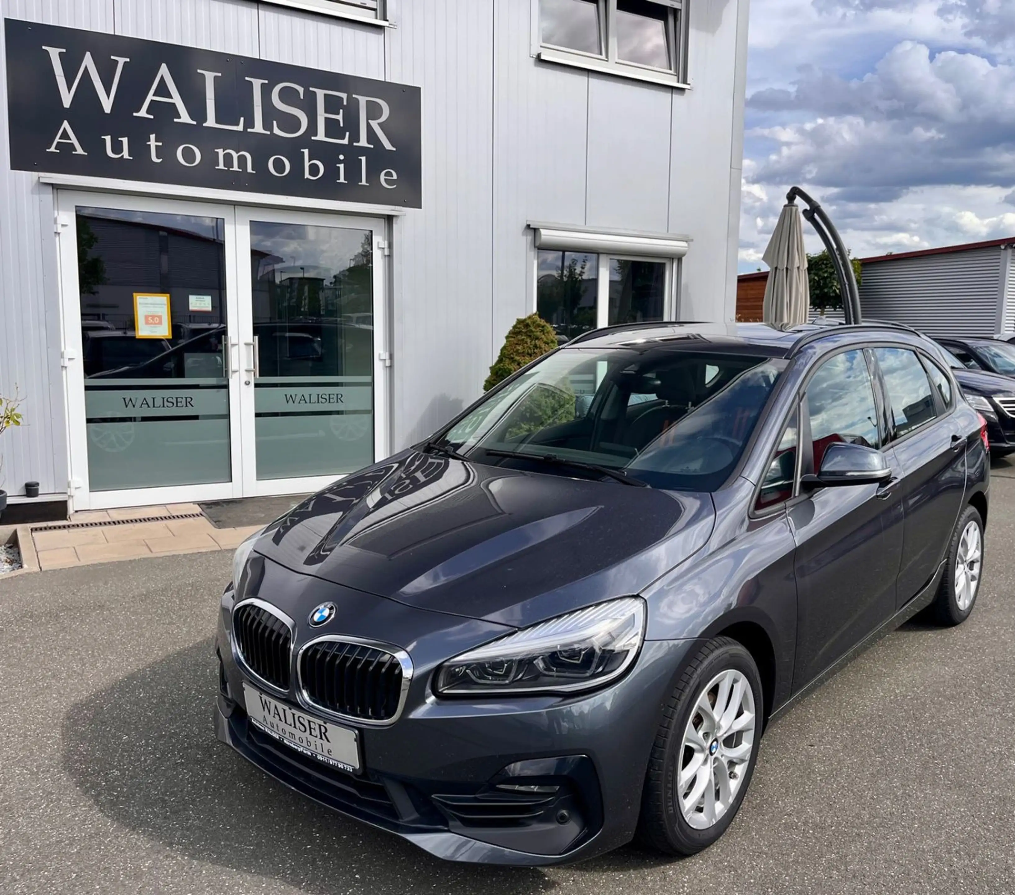 BMW 220 i Active Tourer Sport Line Aut.|Panorama|Navi
