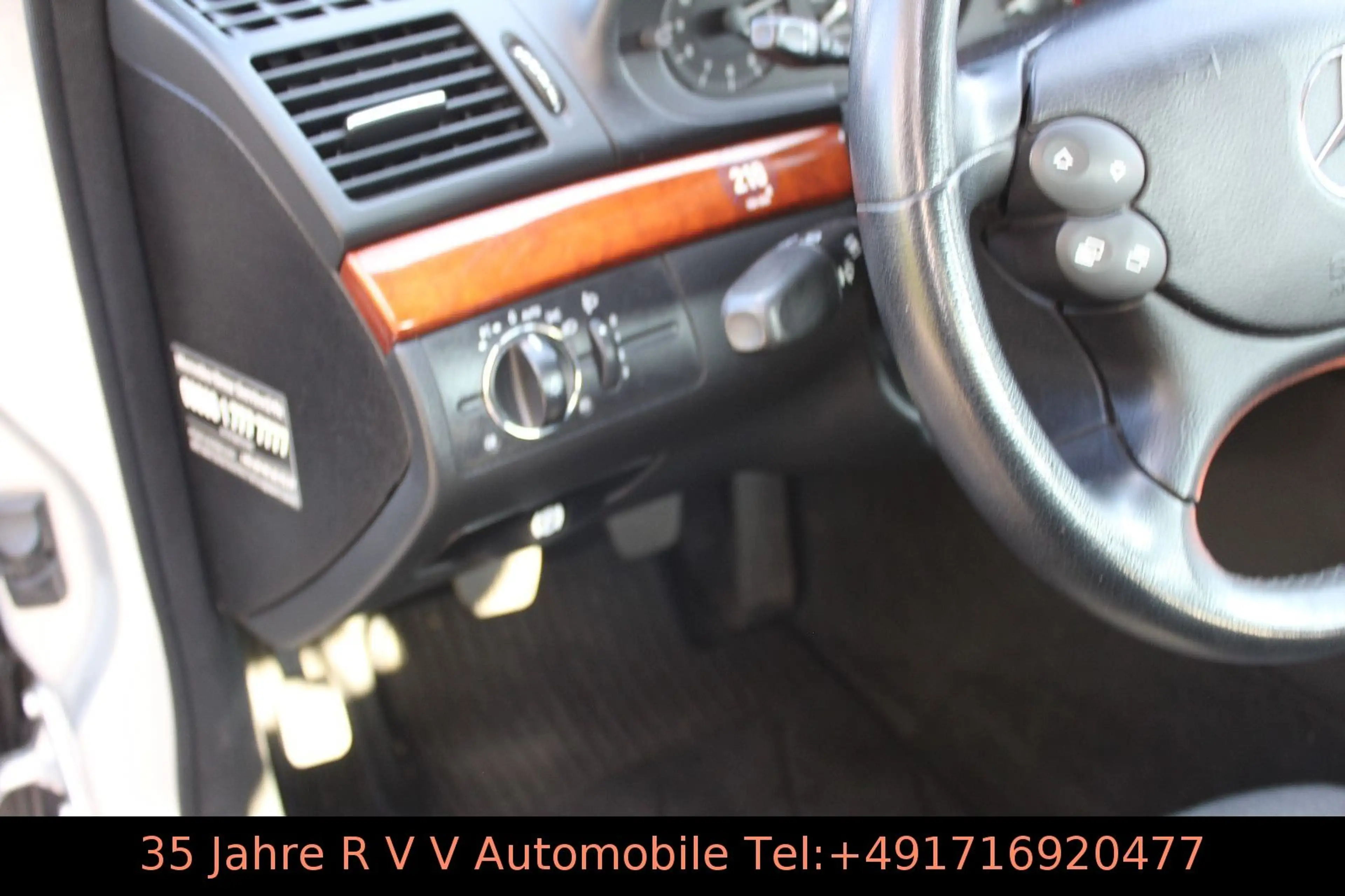 Mercedes-Benz E 200 Kompressor, Scheckheftgepflegt, TÜV neu — photo 11