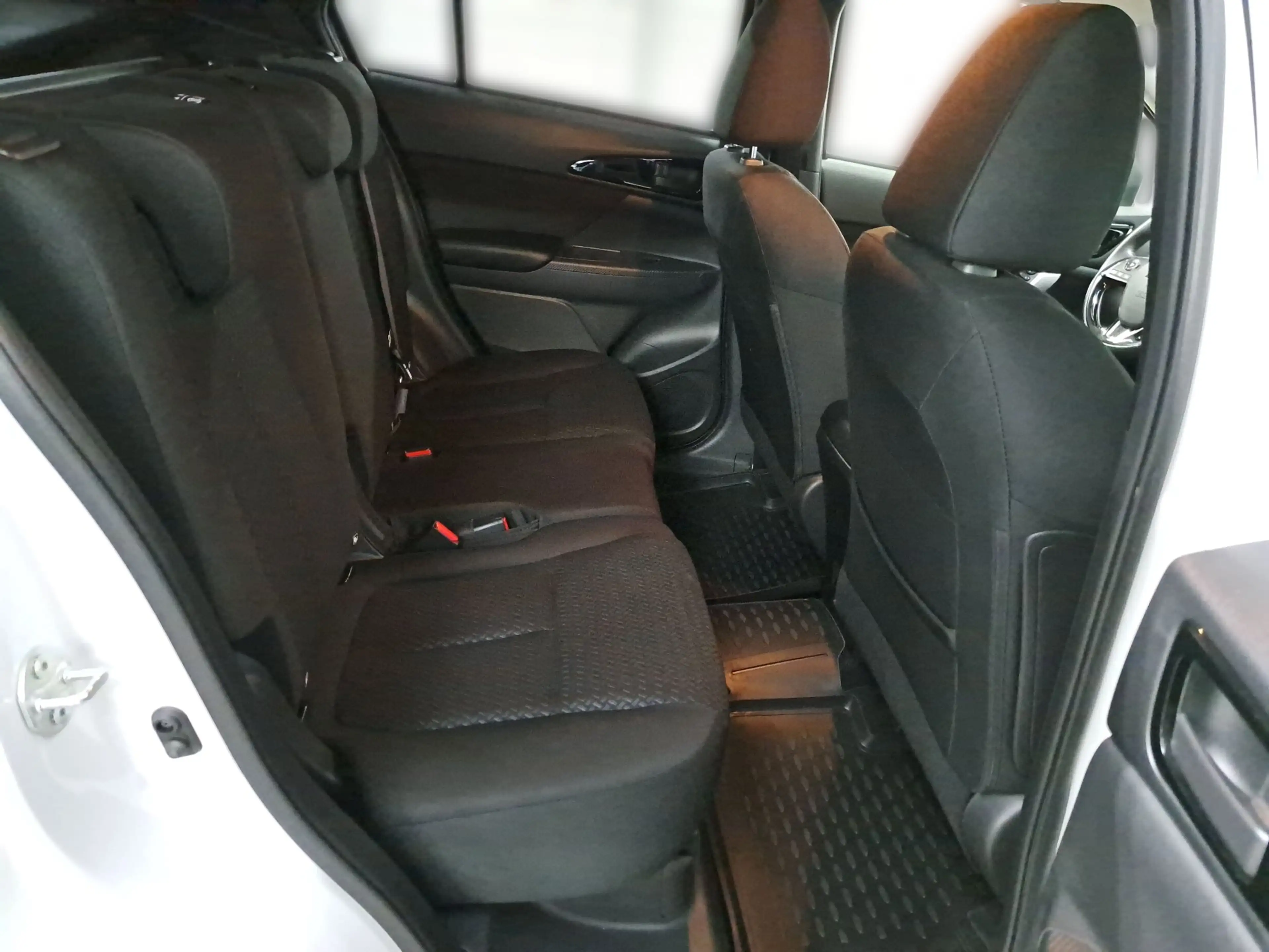 Mitsubishi Eclipse Cross Diamant Edition 2WD — photo 15