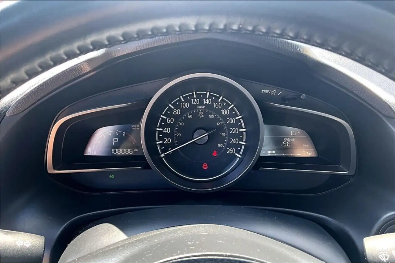 Mazda 3 снимка Mazda 3