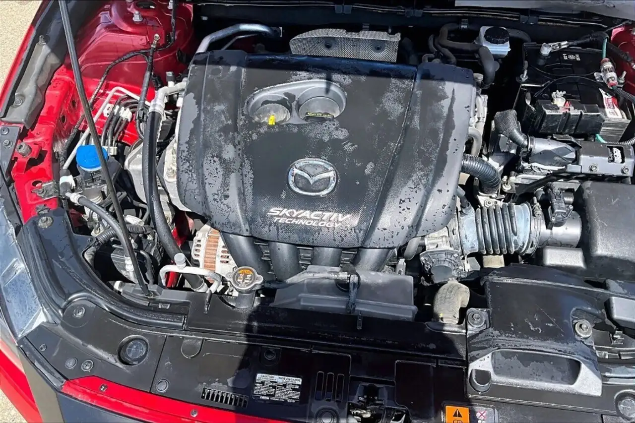 Mazda 3 снимка Mazda 3