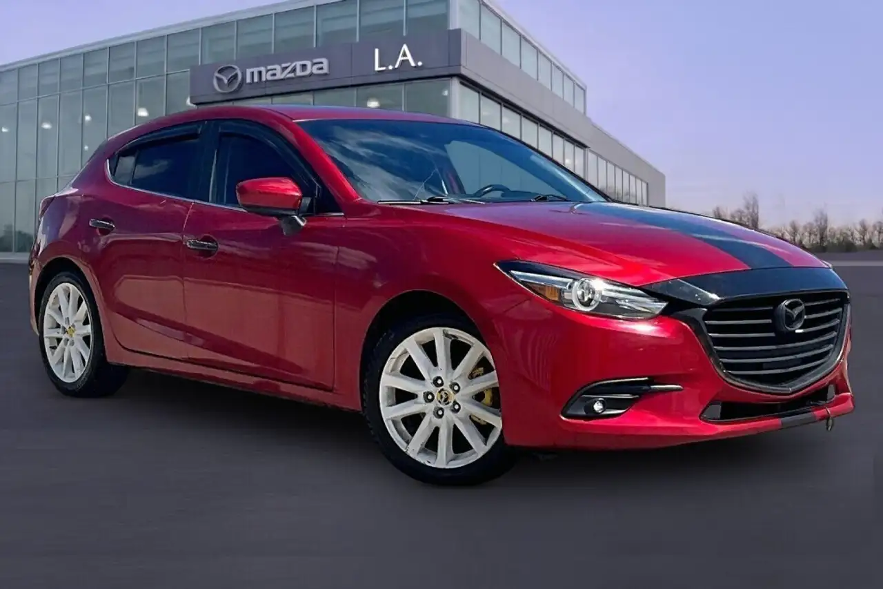 Mazda 3 снимка Mazda 3