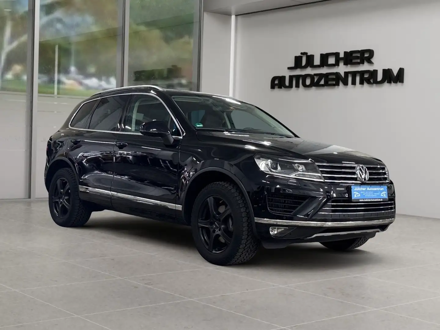 Volkswagen Touareg V6 TDI Terrain Tech 4Motion R-Line Negru - 1