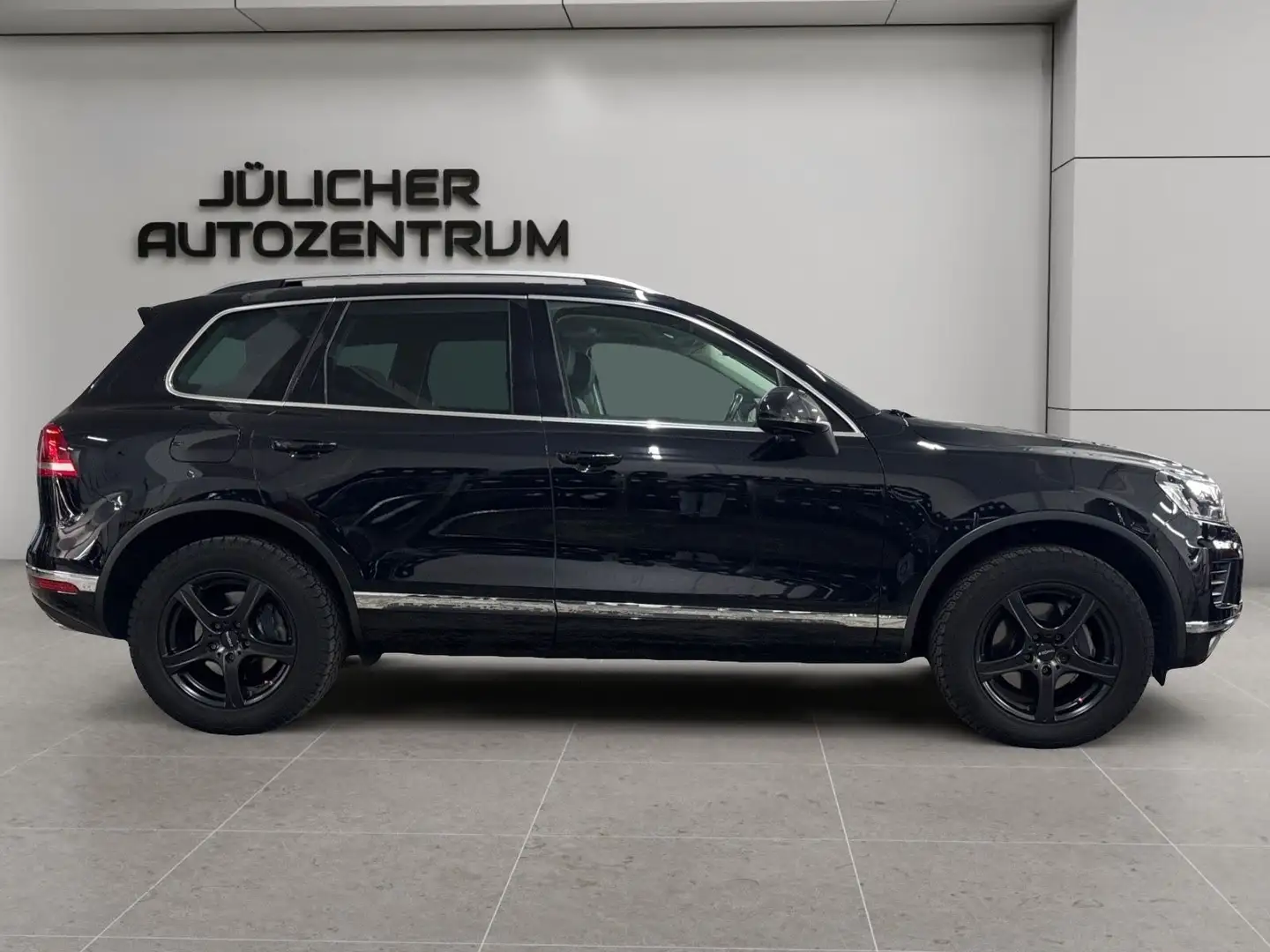 Volkswagen Touareg V6 TDI Terrain Tech 4Motion R-Line Negru - 2
