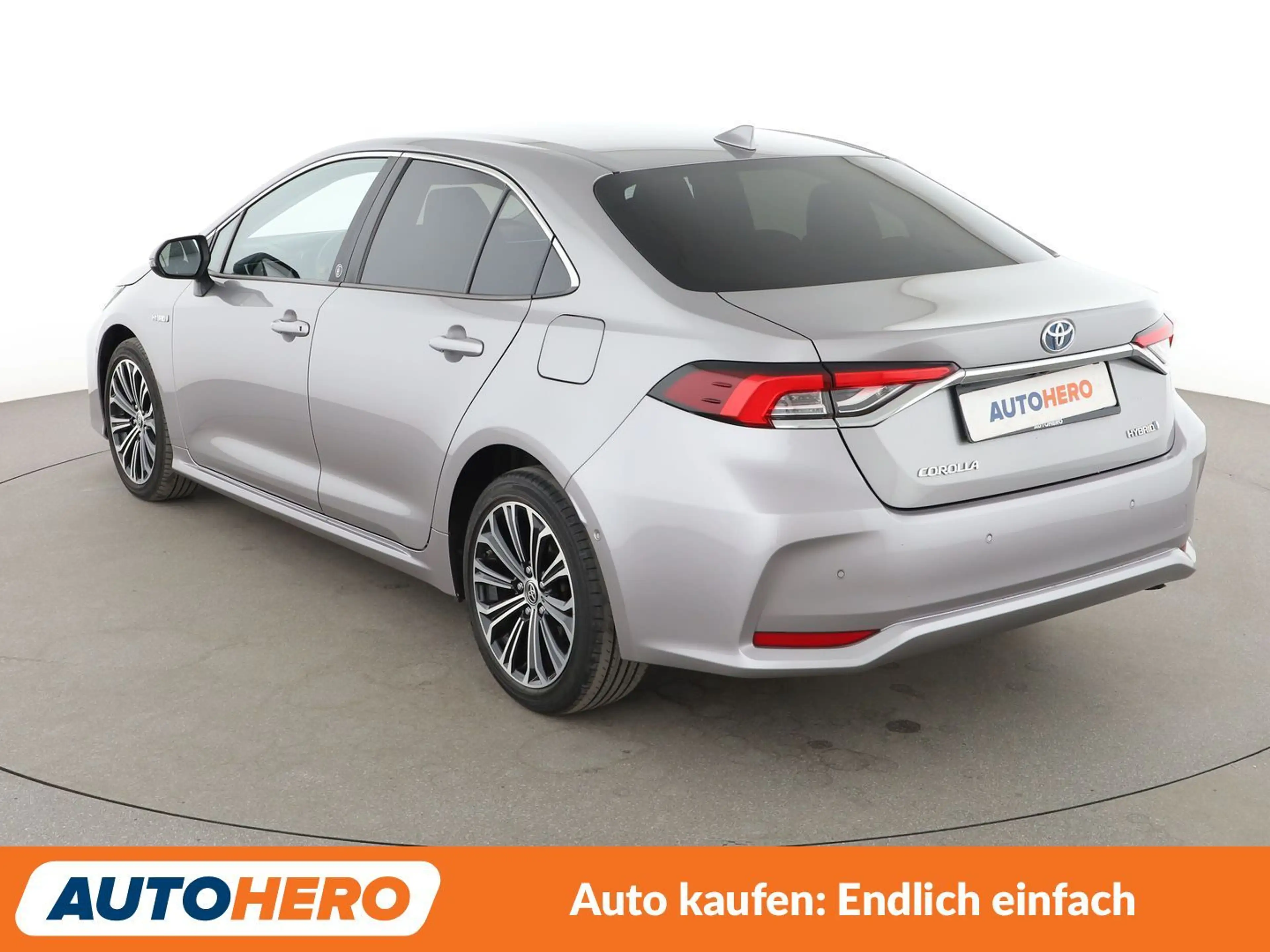 Toyota Corolla 1.8 Hybrid Team D Aut.*ACC*CAM*PDC*SHZ* — photo 4