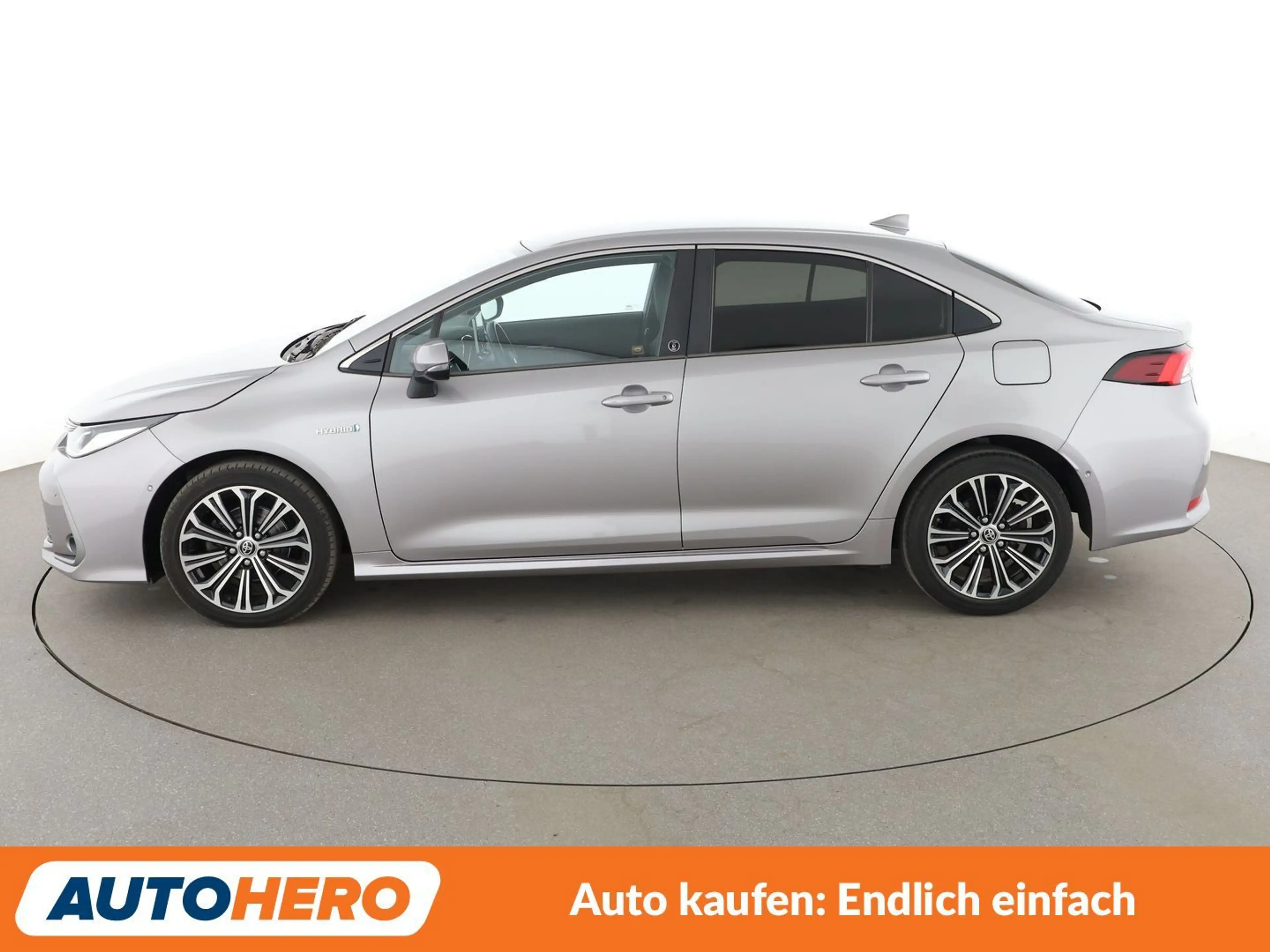 Toyota Corolla 1.8 Hybrid Team D Aut.*ACC*CAM*PDC*SHZ* — photo 3