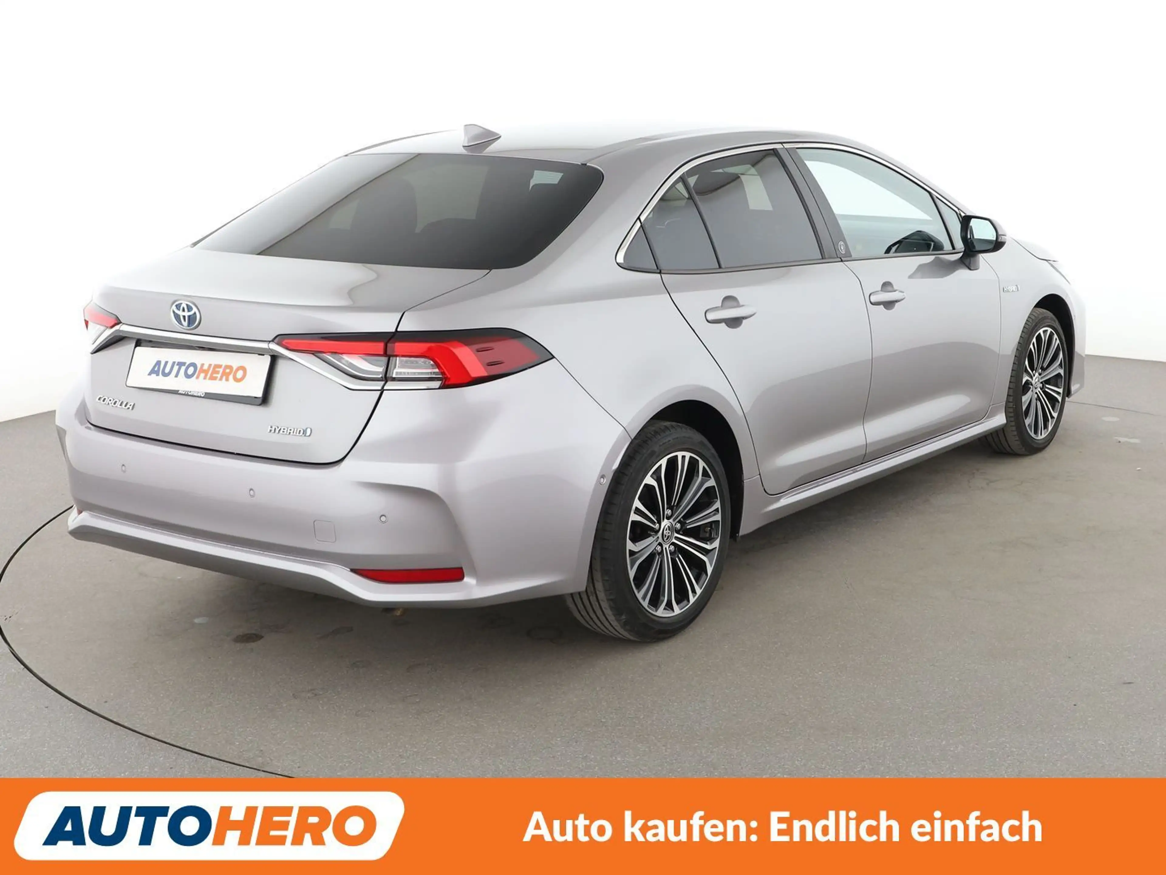 Toyota Corolla 1.8 Hybrid Team D Aut.*ACC*CAM*PDC*SHZ* — photo 6