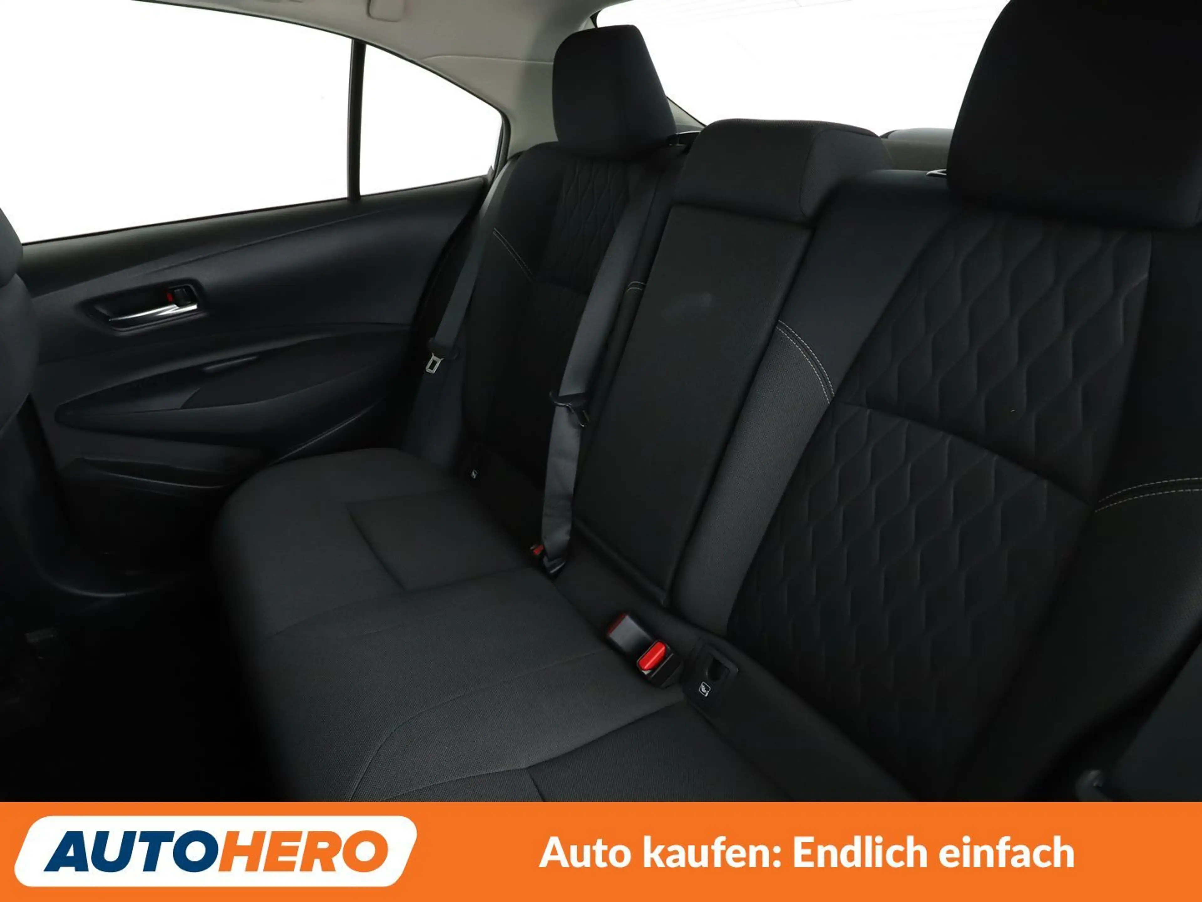Toyota Corolla 1.8 Hybrid Team D Aut.*ACC*CAM*PDC*SHZ* — photo 14