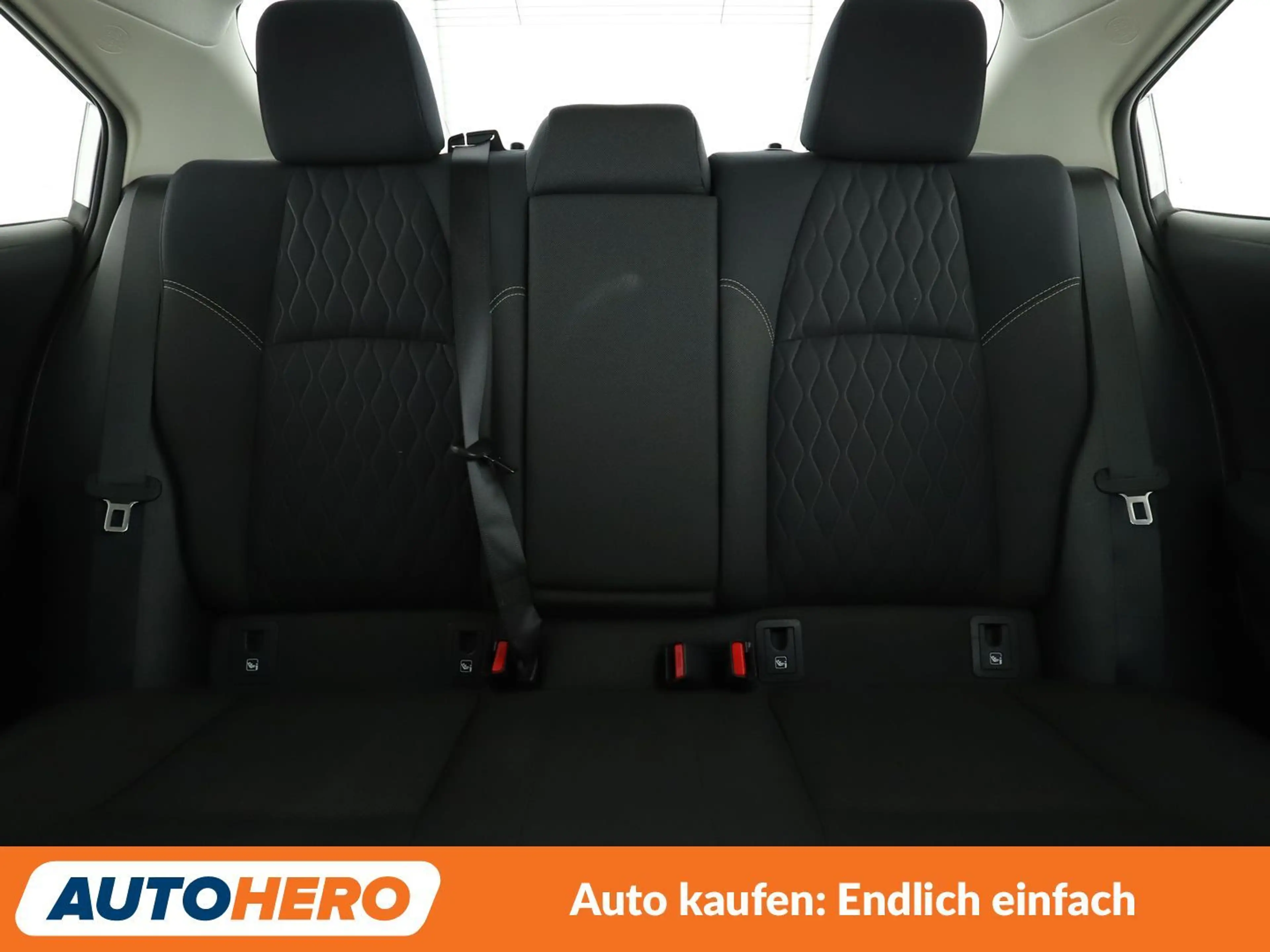 Toyota Corolla 1.8 Hybrid Team D Aut.*ACC*CAM*PDC*SHZ* — photo 15