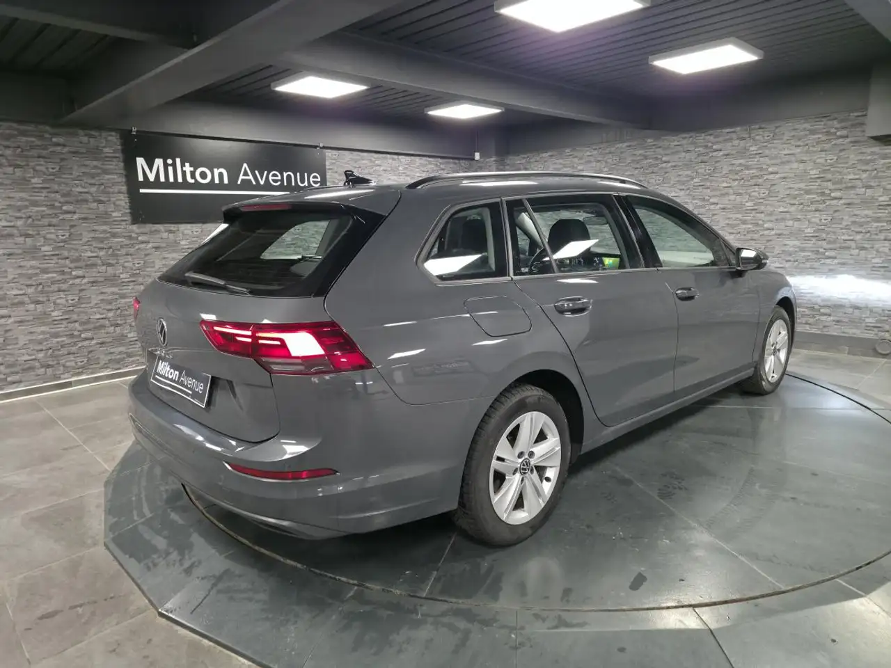 Volkswagen Golf Standard Model — photo 5