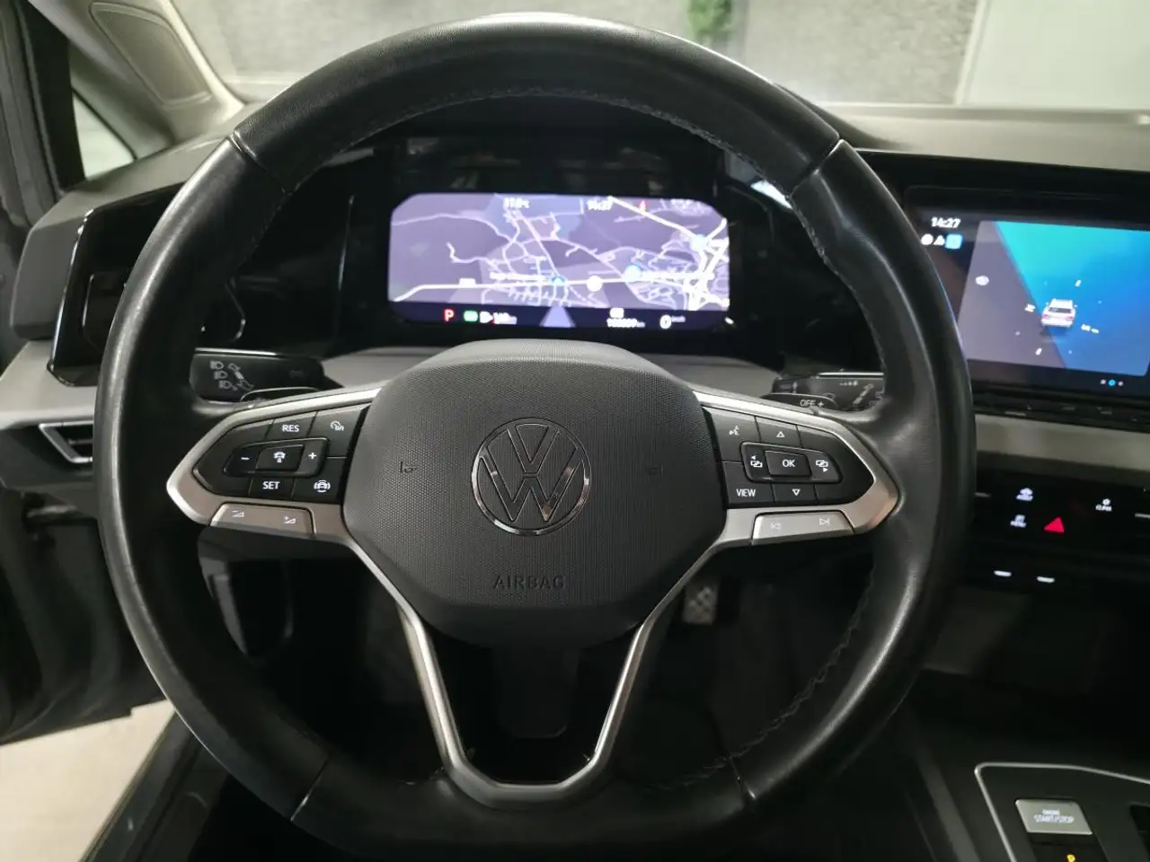 Volkswagen Golf Standard Model — photo 11