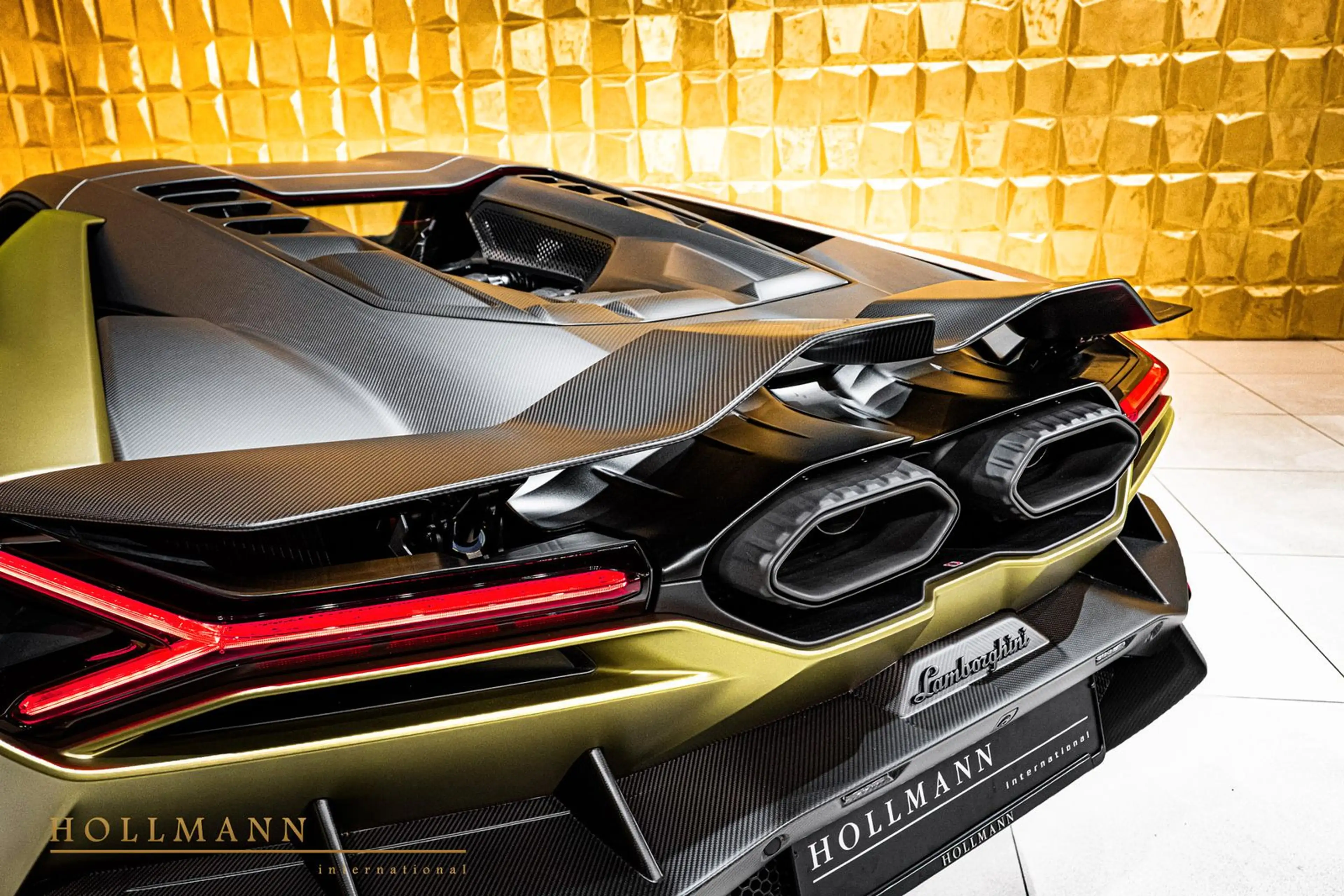 Lamborghini Revuelto CARBON + SONUS FABER + PROD. 2026 — photo 6