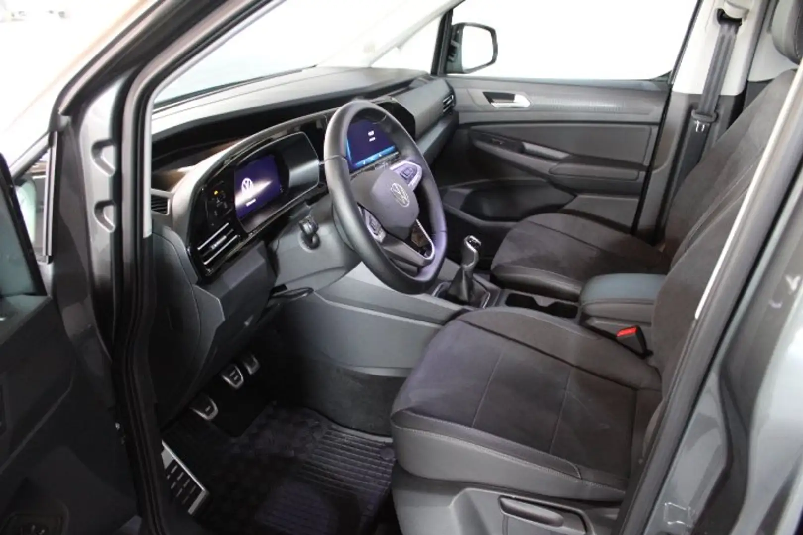 Volkswagen Caddy 1.5TSI STYLE Grau - 2