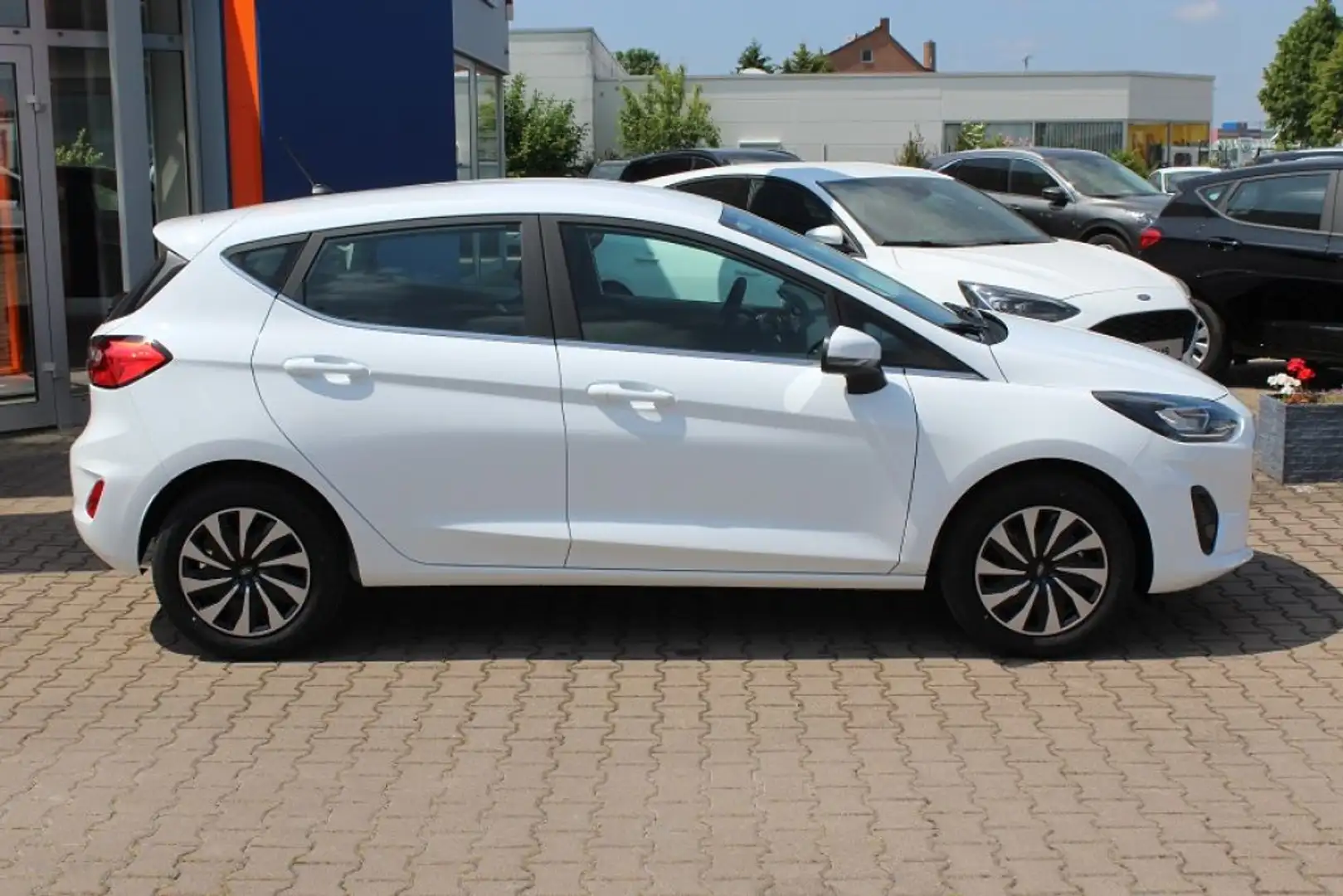 Ford Fiesta 1.1 S&S TITANIUM Weiß - 2