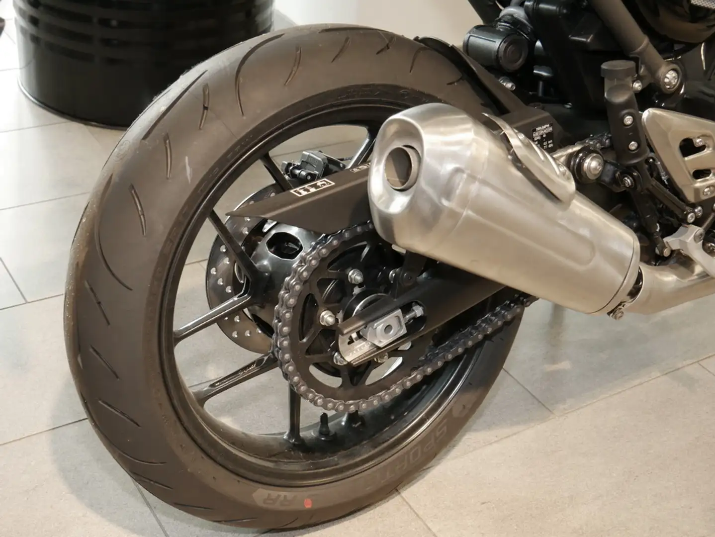 Triumph sofort verfügbar Rot - 2