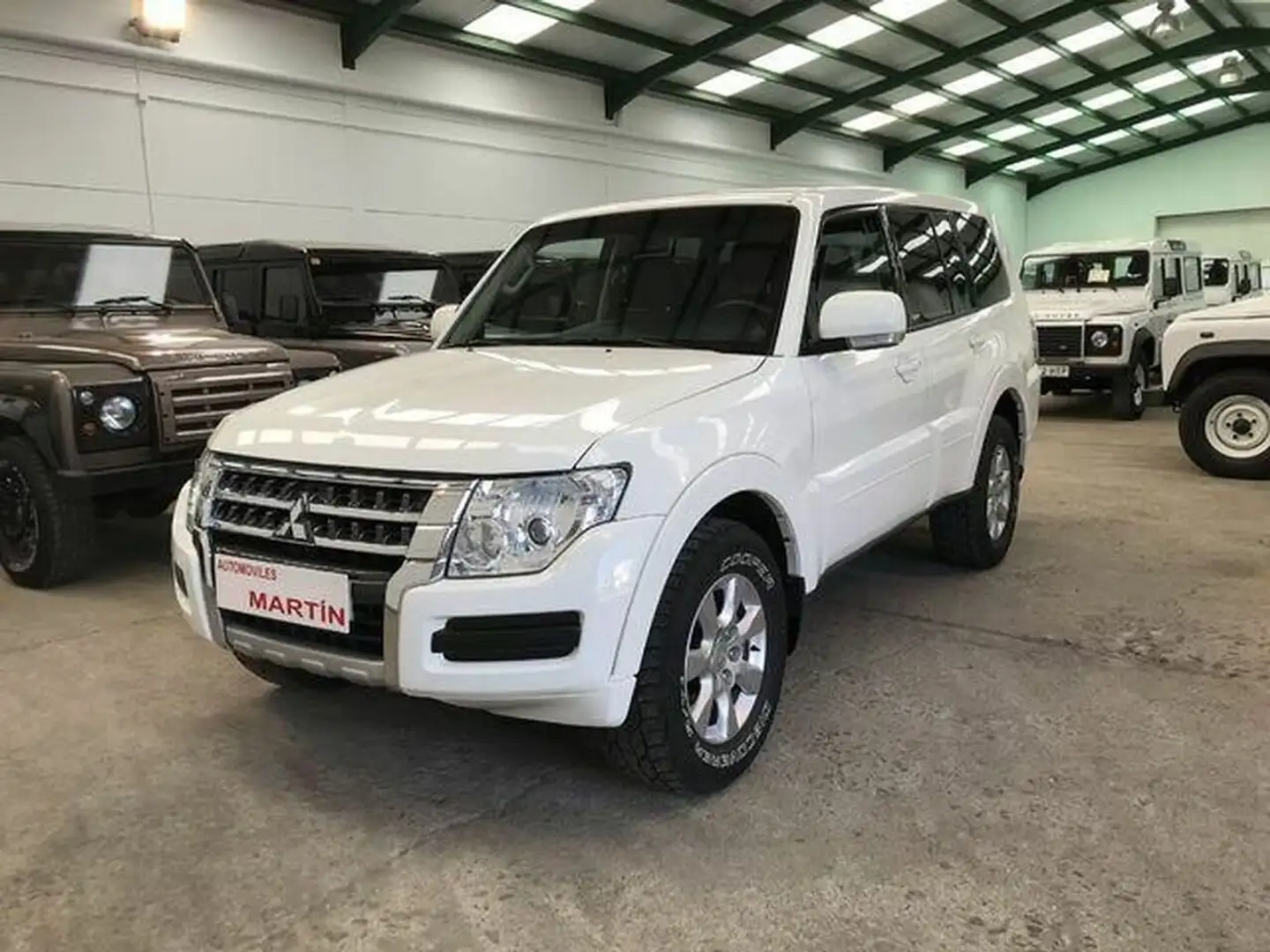 Mitsubishi Montero 3.2DI-D Spirit 5AT 190 Blanc - 1