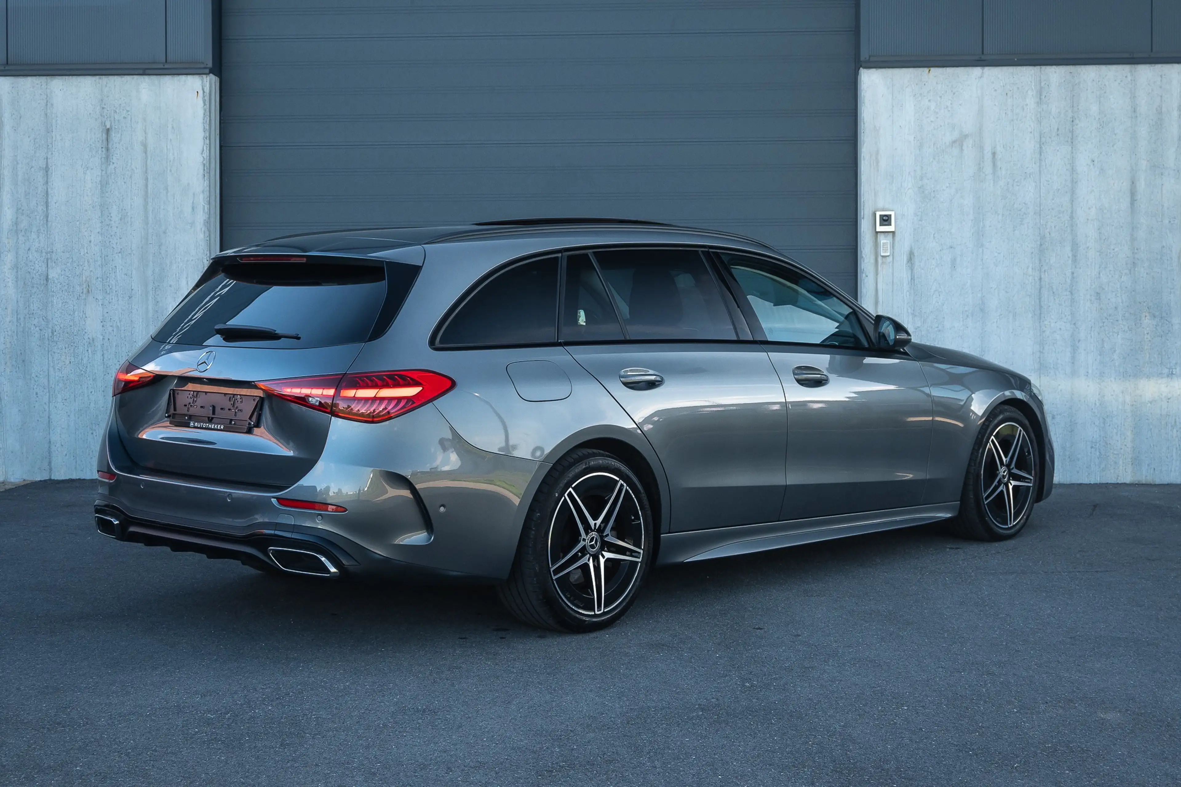 Mercedes-Benz C 180 C Break 180 AMG Line / Pano / Carplay / Ambient / Dodehoek — photo 3