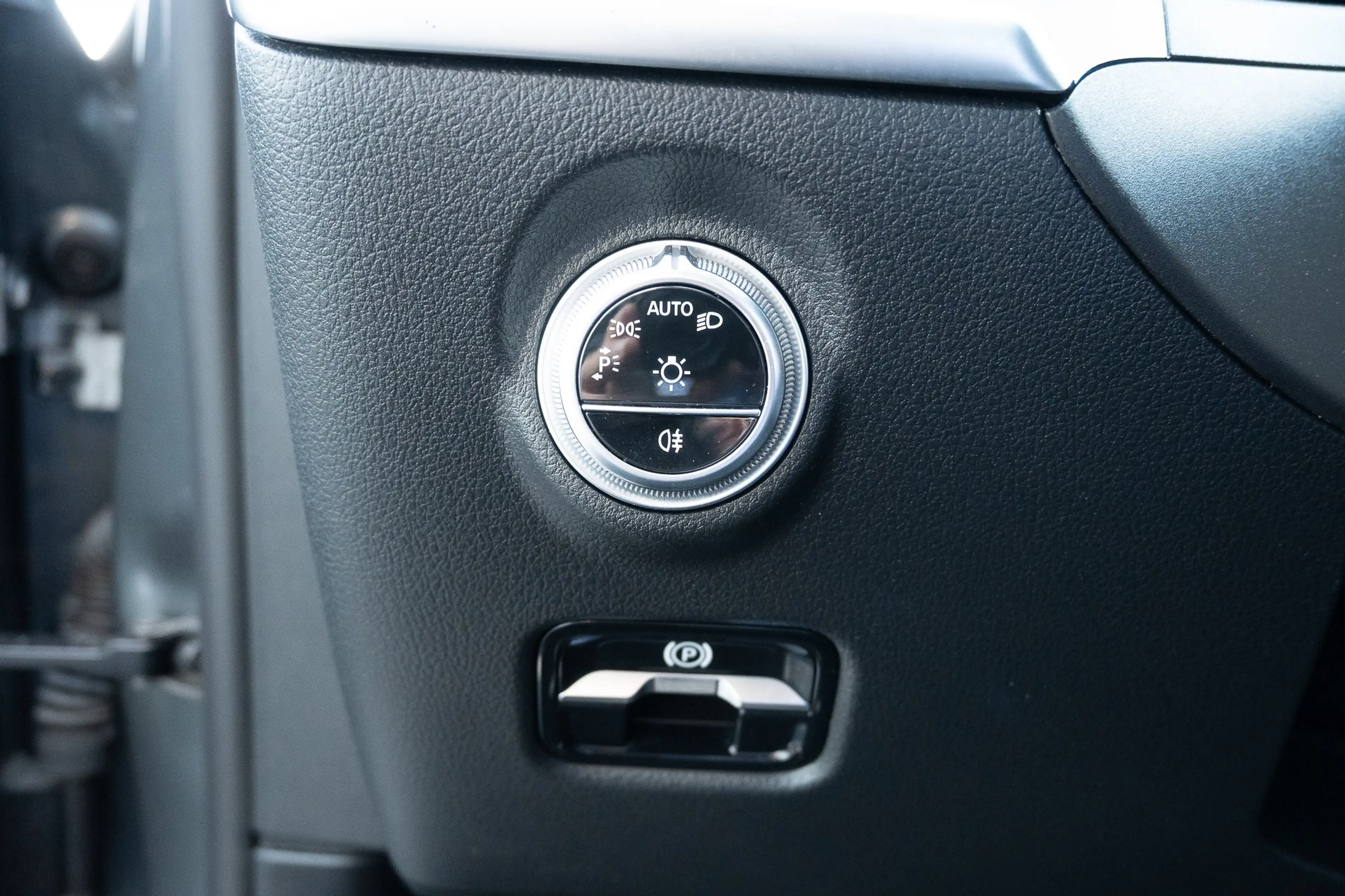 Mercedes-Benz C 180 C Break 180 AMG Line / Pano / Carplay / Ambient / Dodehoek — photo 15