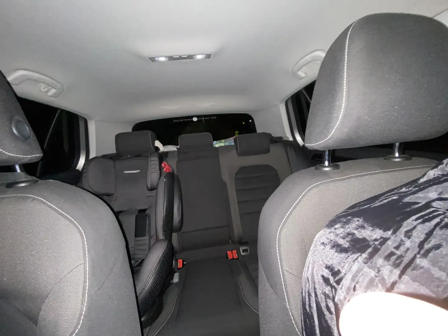 Volkswagen Golf 5p 1. 5 tdi Highline 110cv auto - 2