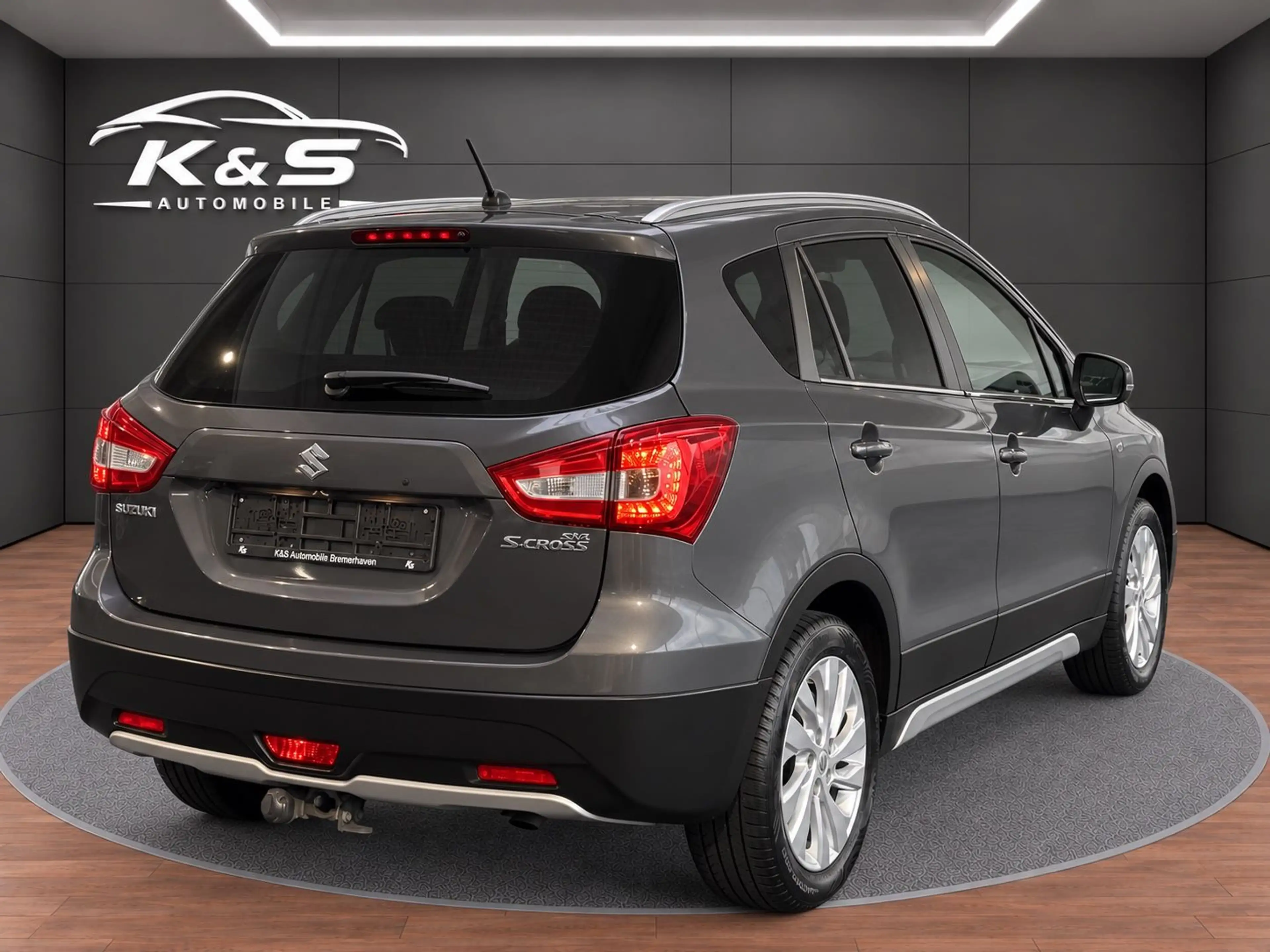 Suzuki SX4 S-Cross  112PS *NAVI*SITZH.*AHK*MFL*KLIMAA.* — photo 7