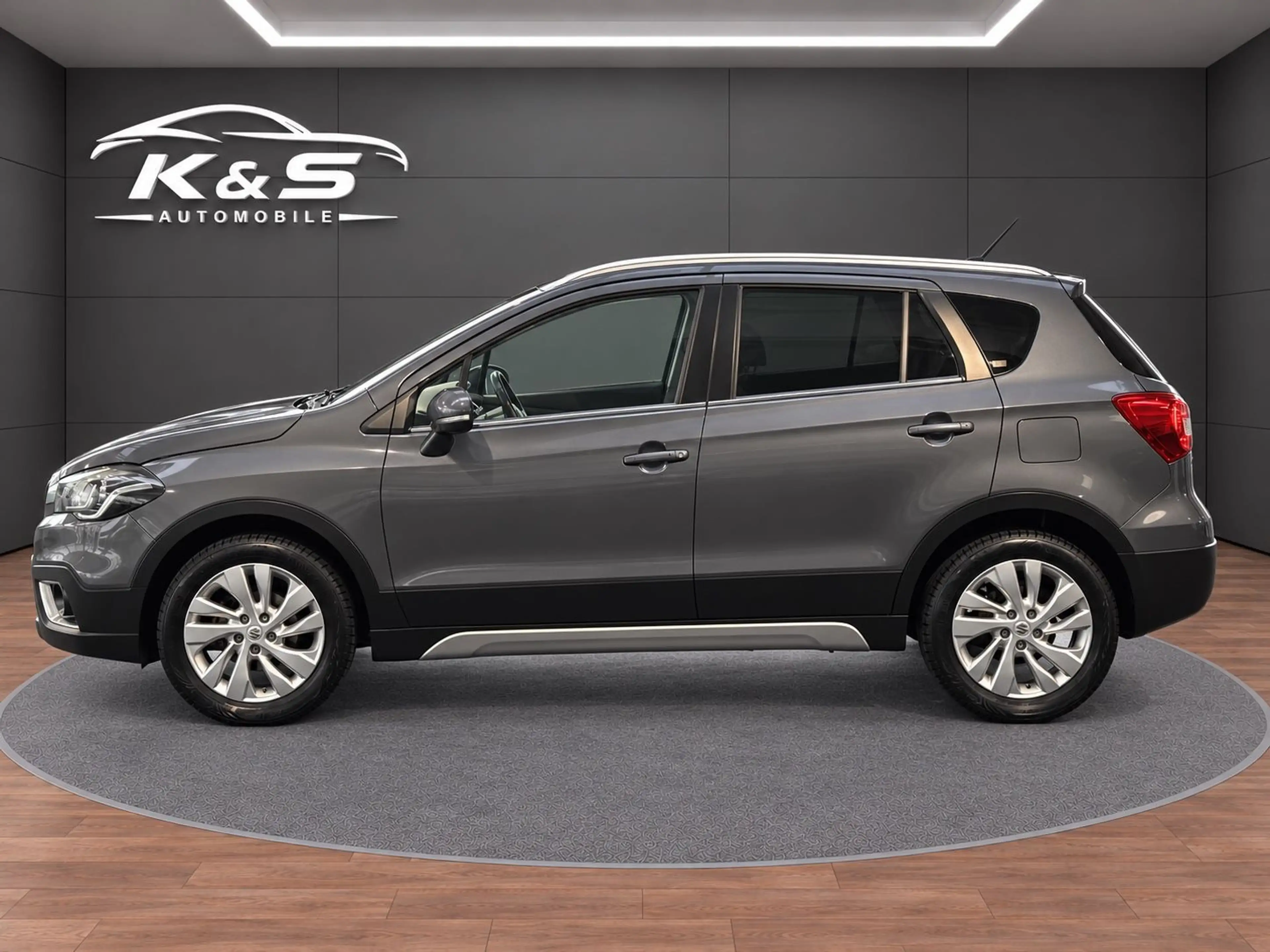 Suzuki SX4 S-Cross  112PS *NAVI*SITZH.*AHK*MFL*KLIMAA.* — photo 4
