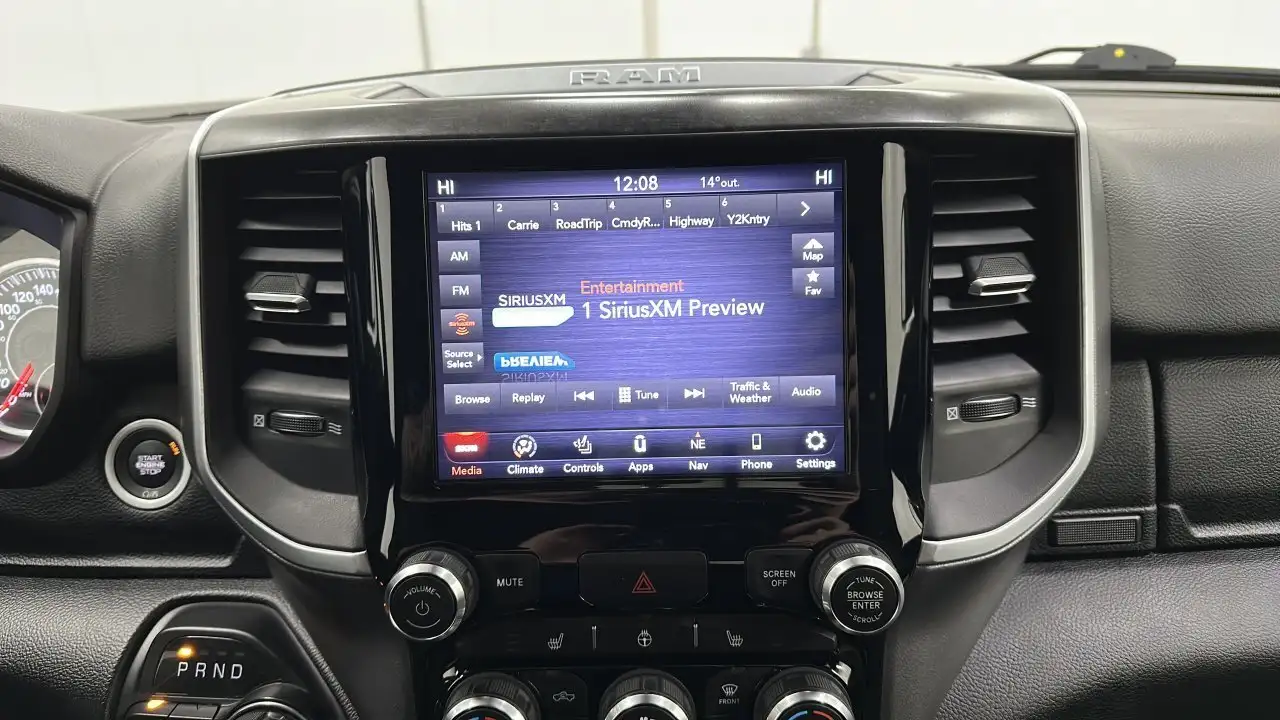 RAM 1500 снимка RAM 1500
