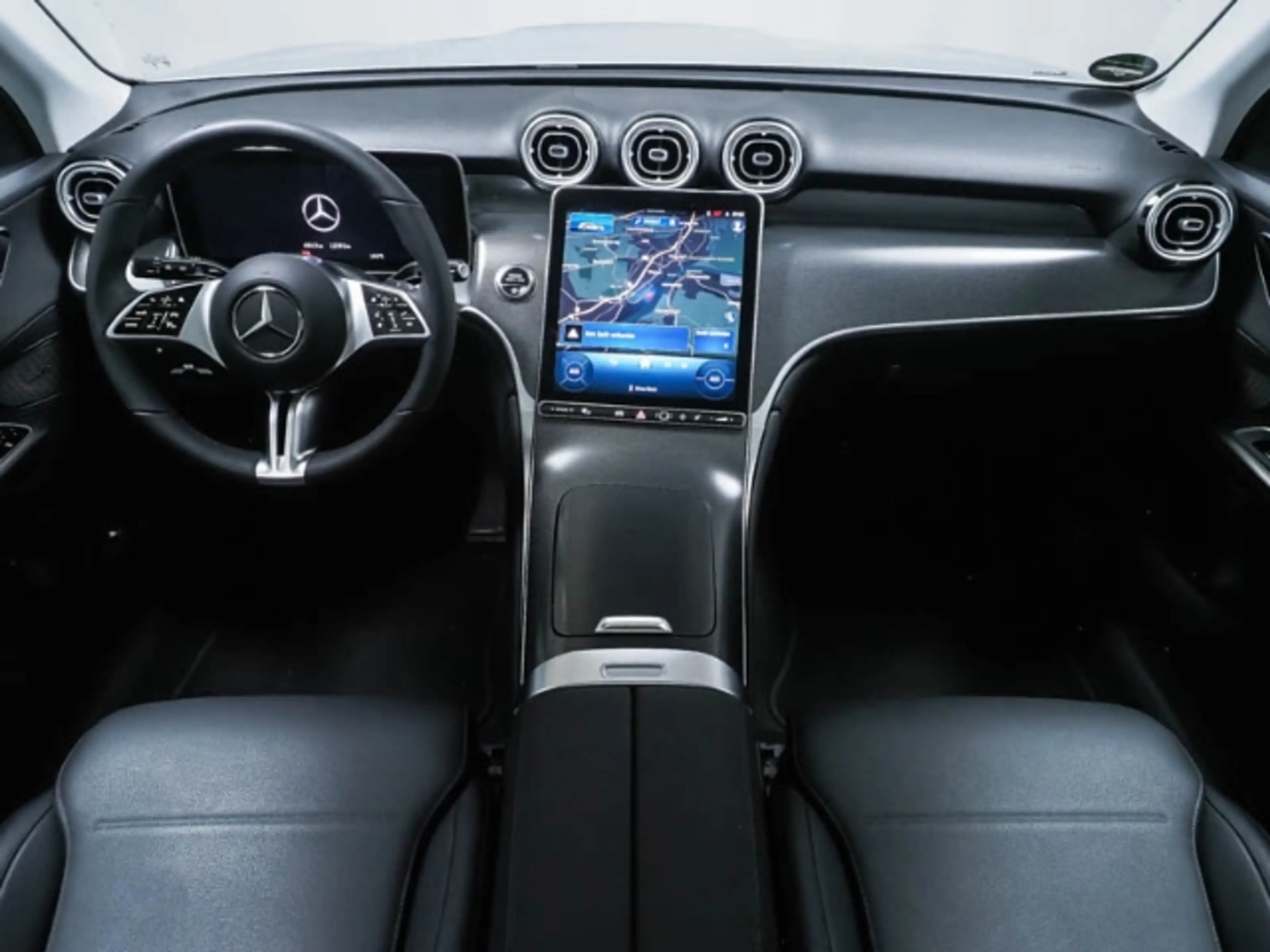 Mercedes-Benz GLC 200 4Matic Avantgarde Advanced+ AHK Panorama — photo 8