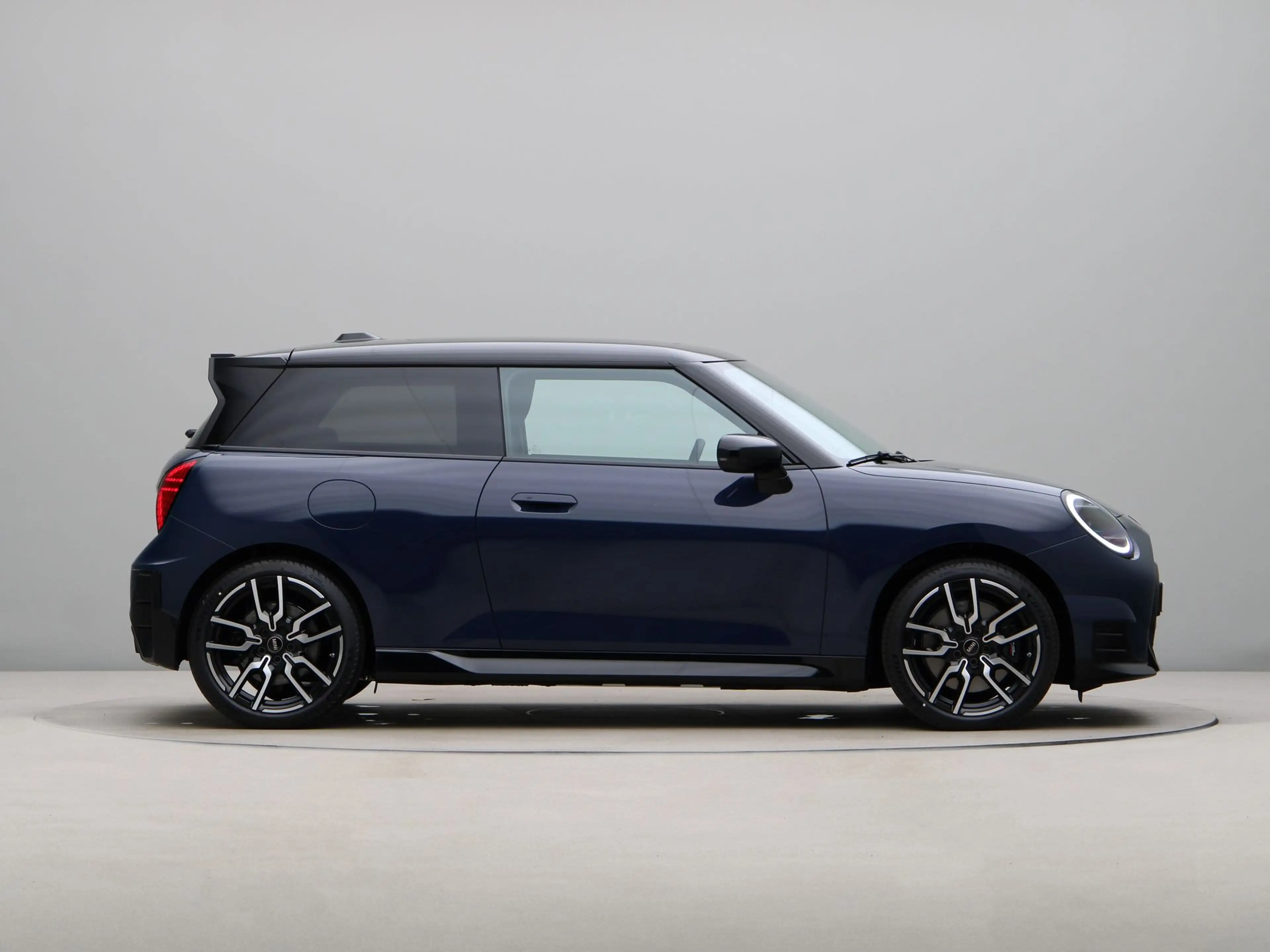 MINI Cooper E John Cooper Works Pakket M PRIVATE LEASE EUR 477,- — photo 8