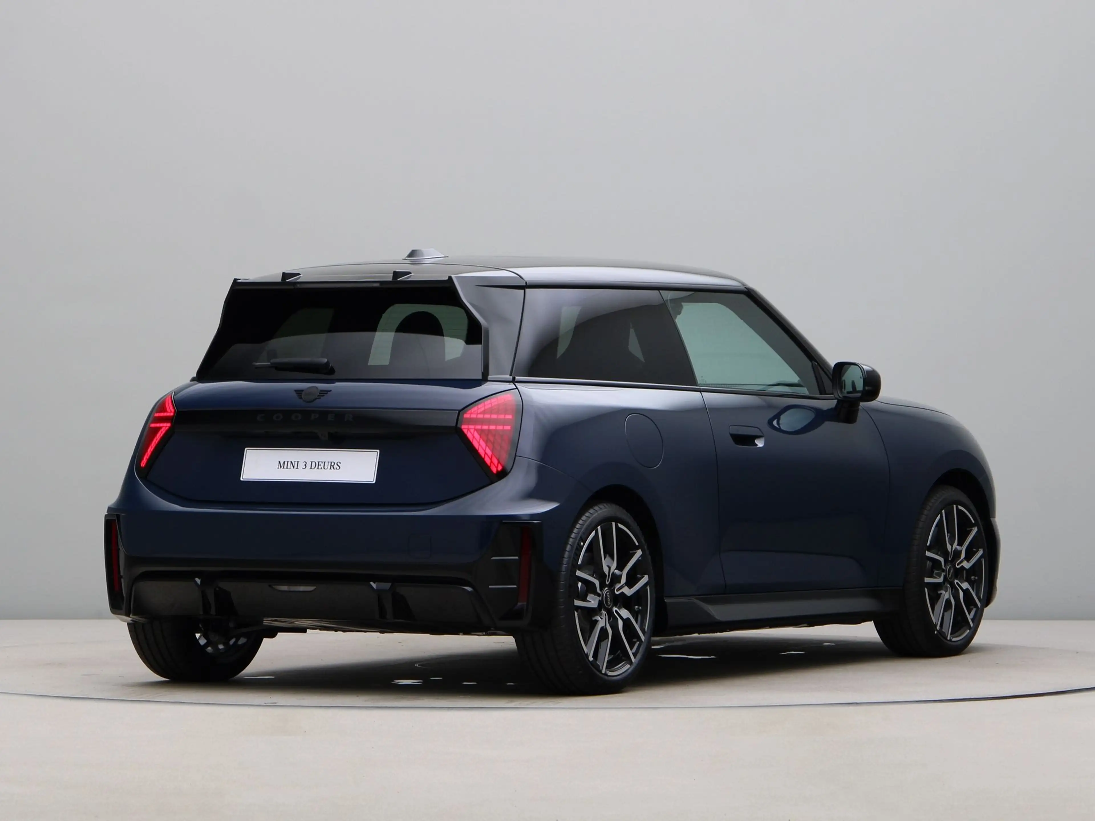 MINI Cooper E John Cooper Works Pakket M PRIVATE LEASE EUR 477,- — photo 9