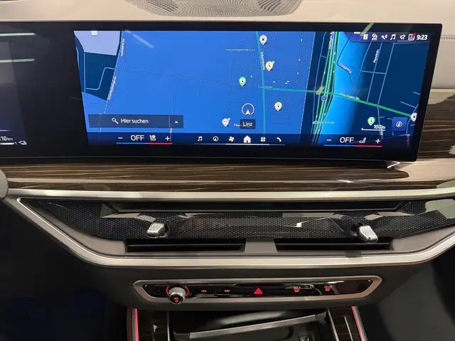 BMW X5 view 5