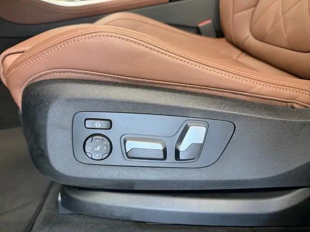 BMW X5 view 6