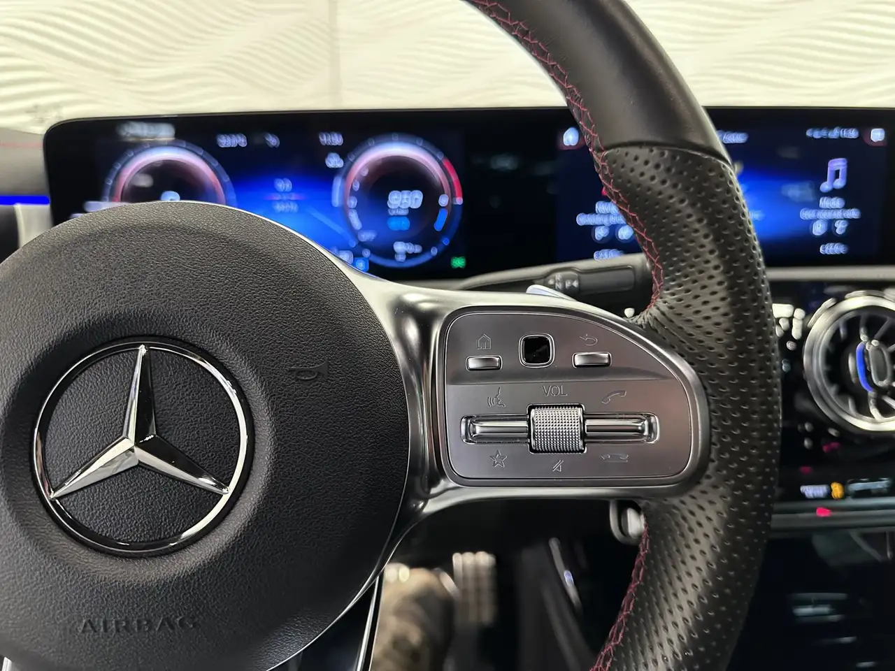 Mercedes-Benz CLA 250e*PHEV*AMG*ZTLVERW.*MBUX-NAVI*LED*, миниатюра 29