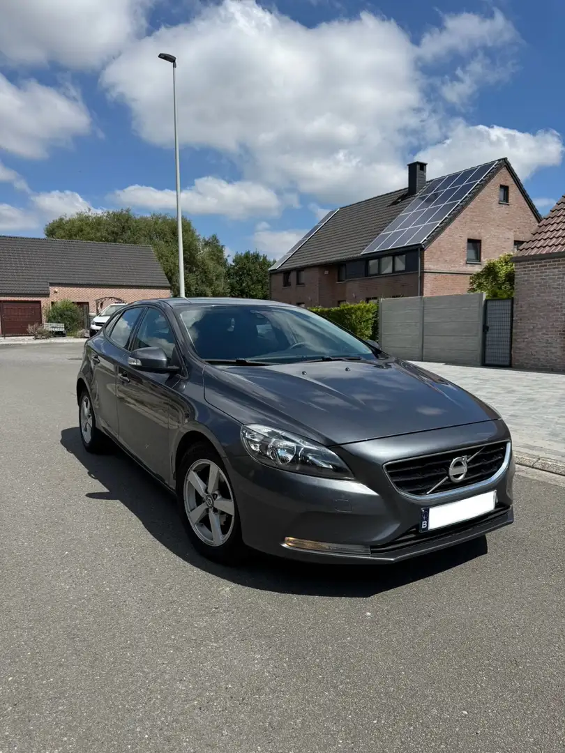 Volvo V40 1.6 D2 Kinetic - 1