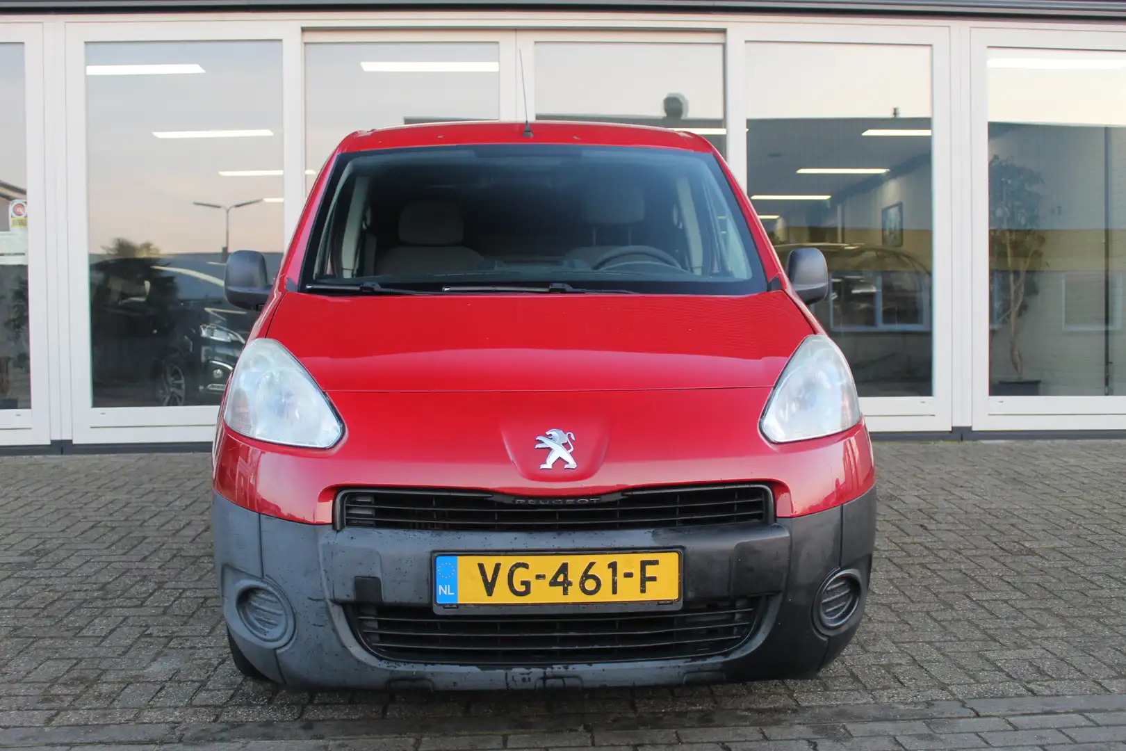 Peugeot Partner 120 1.6 HDI L1 XR Profit + Prijs Is Rijklaar btw v Rood - 2