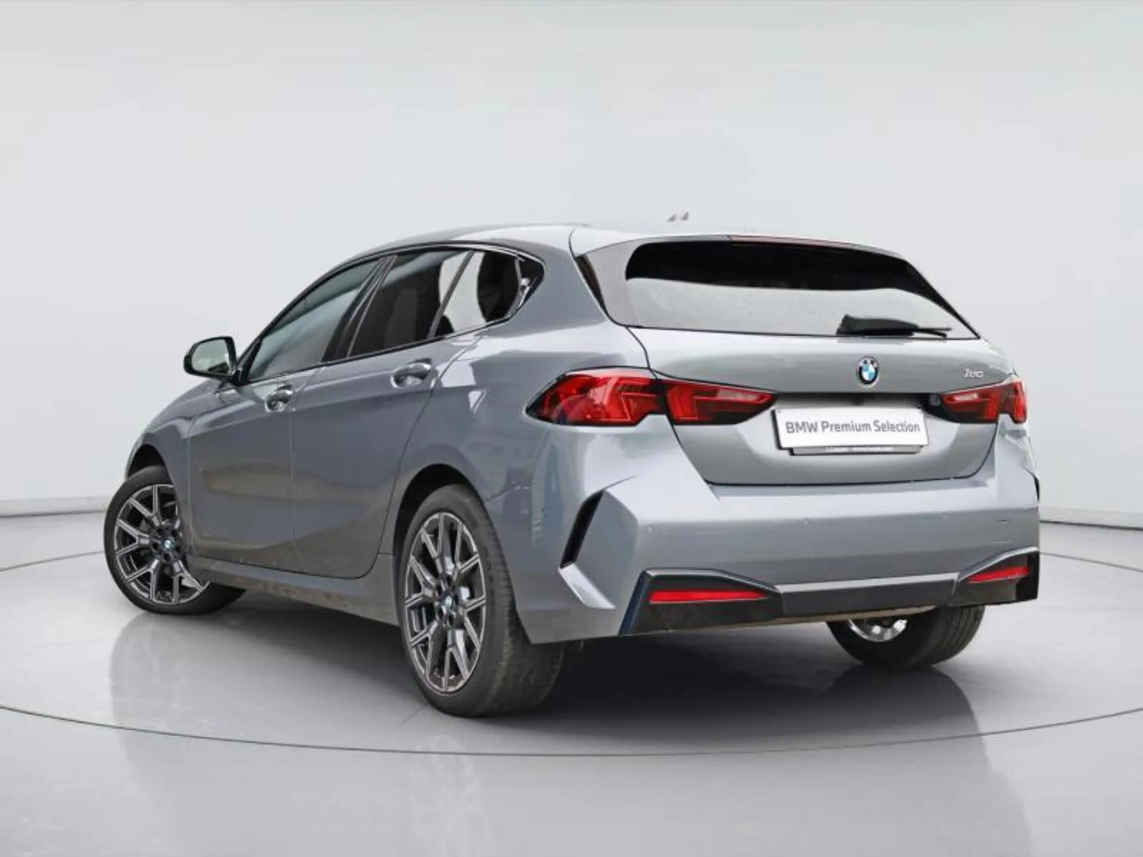 BMW 120 — photo 5