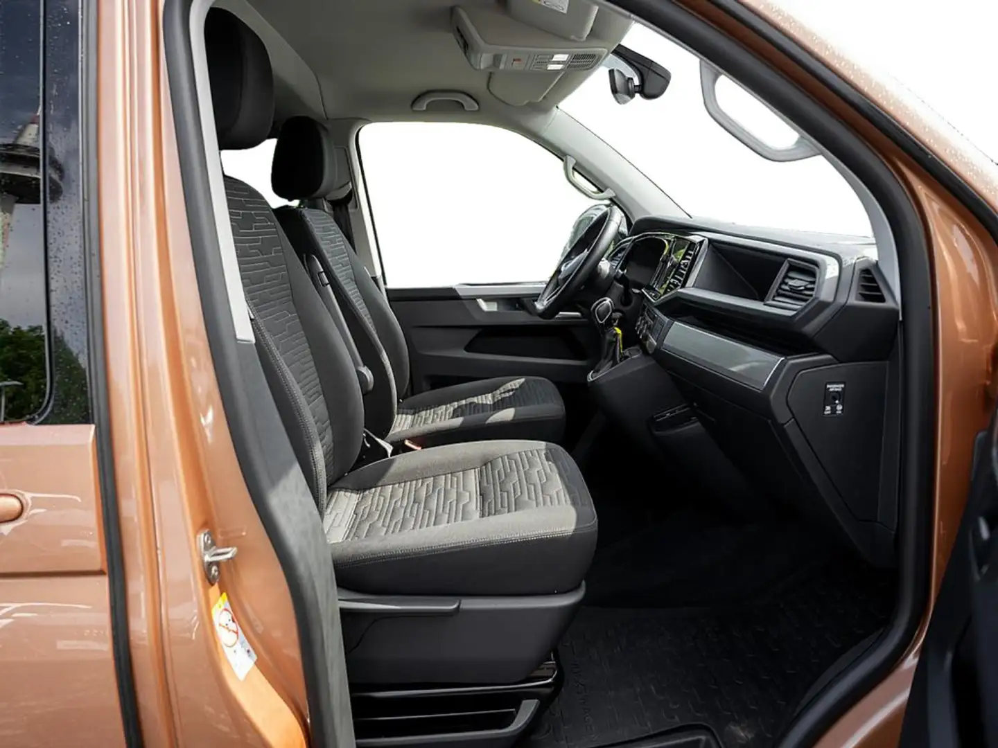 Volkswagen T6.1 Multivan 2.0 TDI Edition AHK Navi Kam LE Bronze - 2
