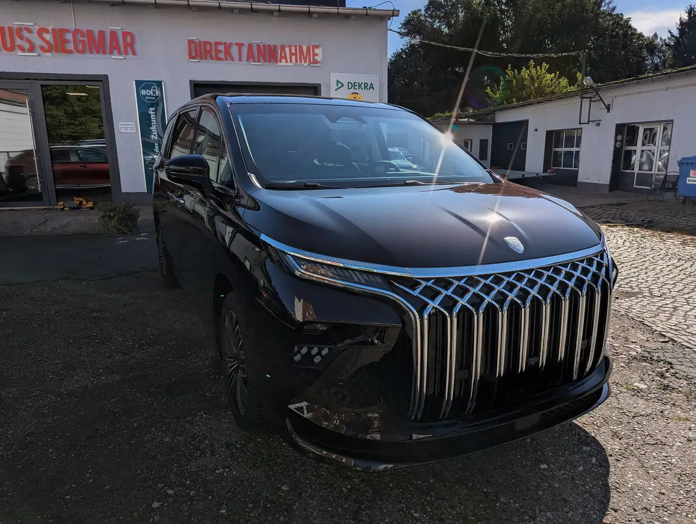 DFM Forthing 9 PHEV Violett - 1