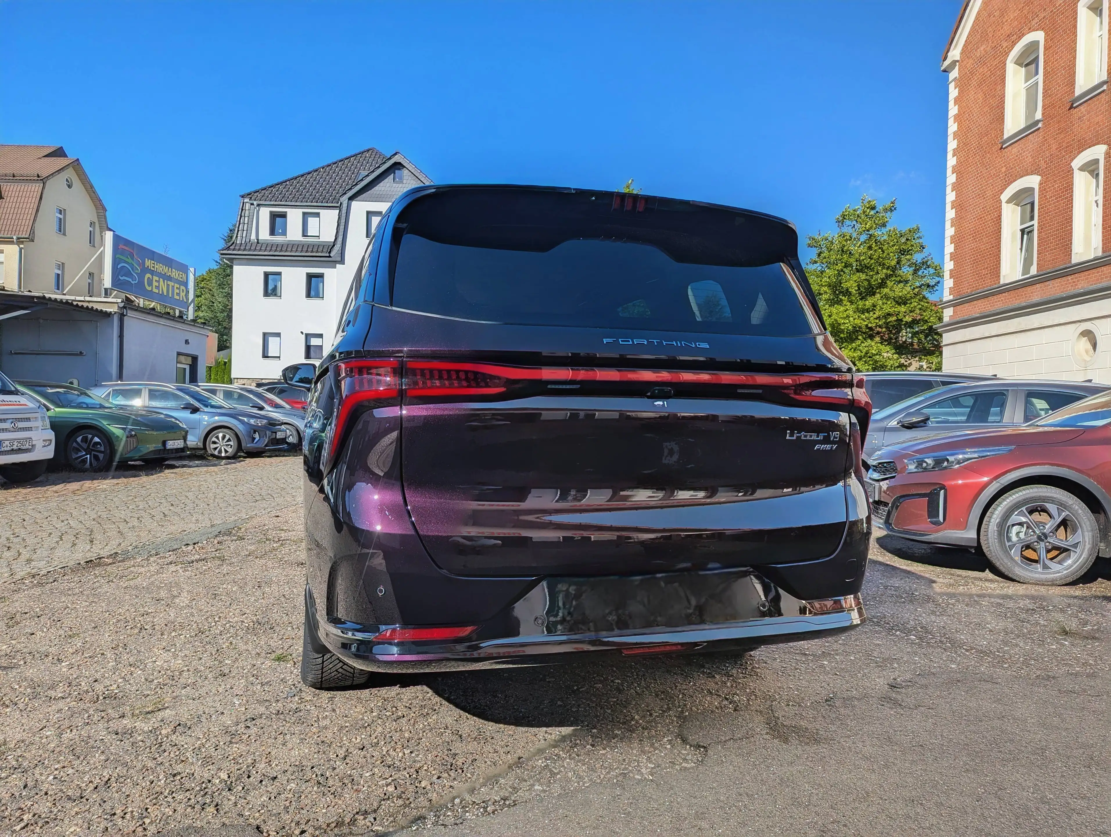 DFM Forthing 9 PHEV — photo 4