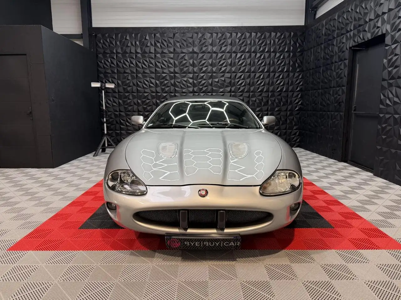 Jaguar XKR CABRIOLET SURALIMENTE - 4.0l - 363 CH - BVA - V8 SUPERCHARGED - GARANTIE 12 MOIS, foto 2