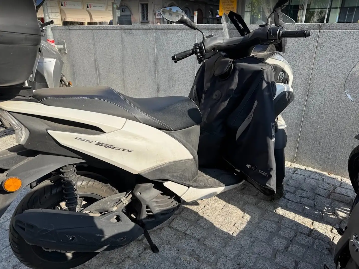 Yamaha TriCity dic 2017 Blanc - 2