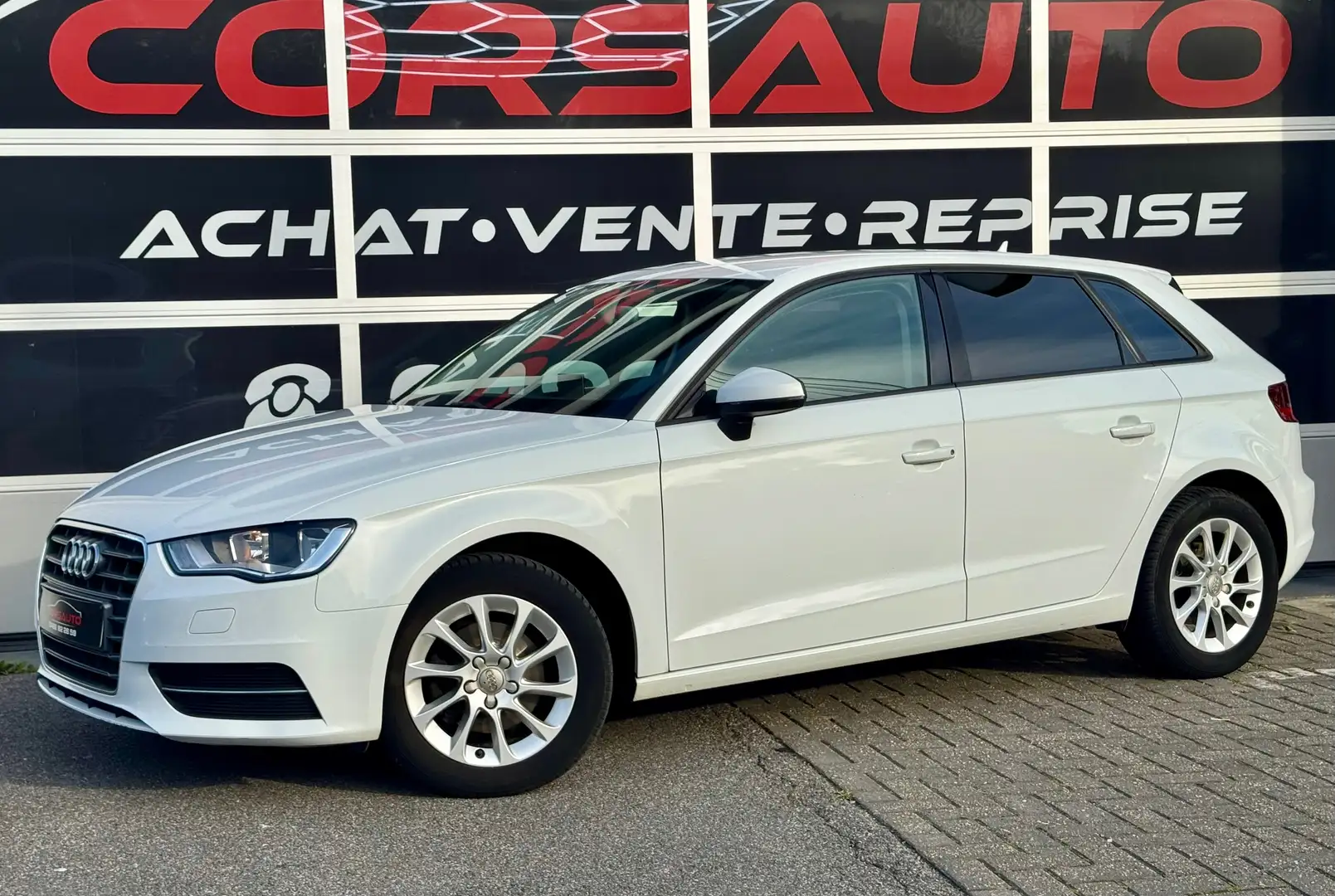 Audi A3 A3 Sportback 1.2 TFSI NAVI CLIM AUTO JA Blanc - 1