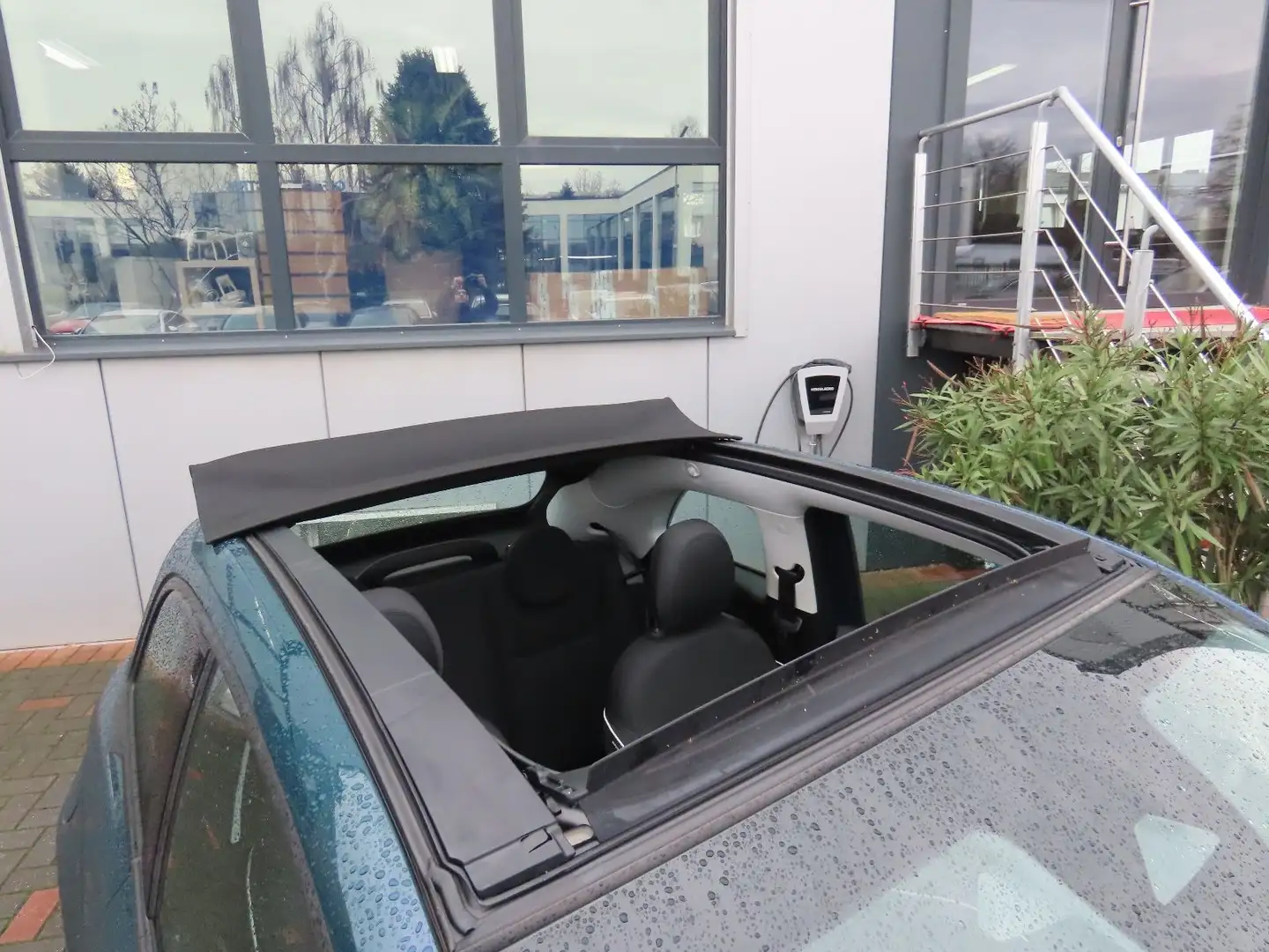 Fiat 500e Cabrio 42 kW Klimaauto. CarPlay Touchscreen Grün - 2