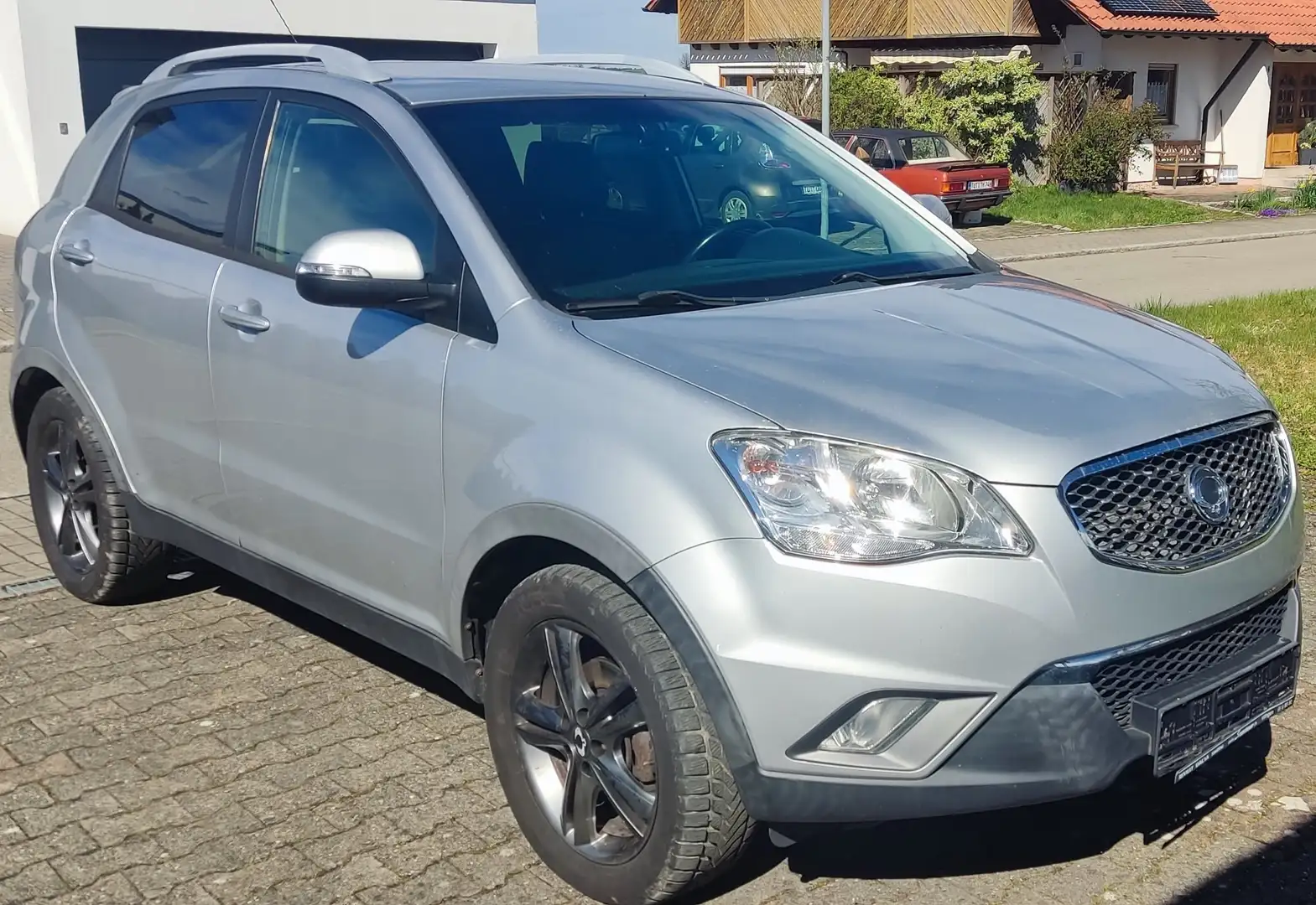 SsangYong Korando Korando 2.0 e-XDi DPF 4WD Quartz Grau - 1