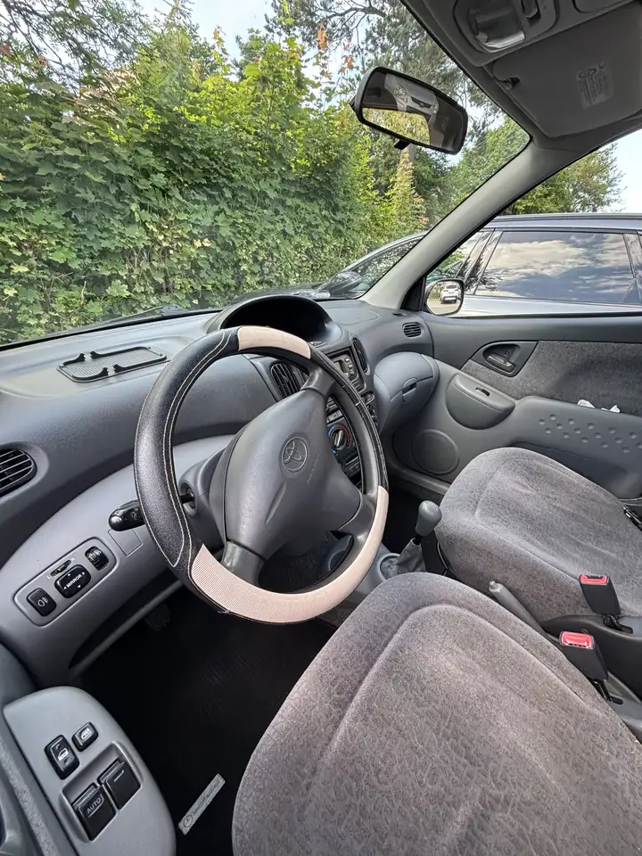 Toyota Yaris Verso 1.3 Sol, foto 1